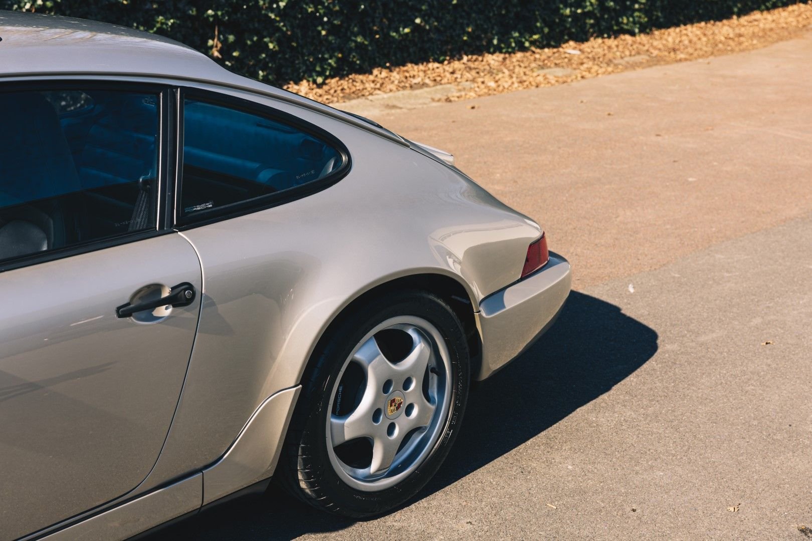 1990 Porsche 911 - Matching 1990 Porsche 964 C4 Linen Grey Metallic – Werksauslieferung & Full history! - Used - VIN WP0ZZZ96ZLS404970 - 128 Miles - 6 cyl - 4WD - Manual - Coupe - Other - Ghent, Belgium