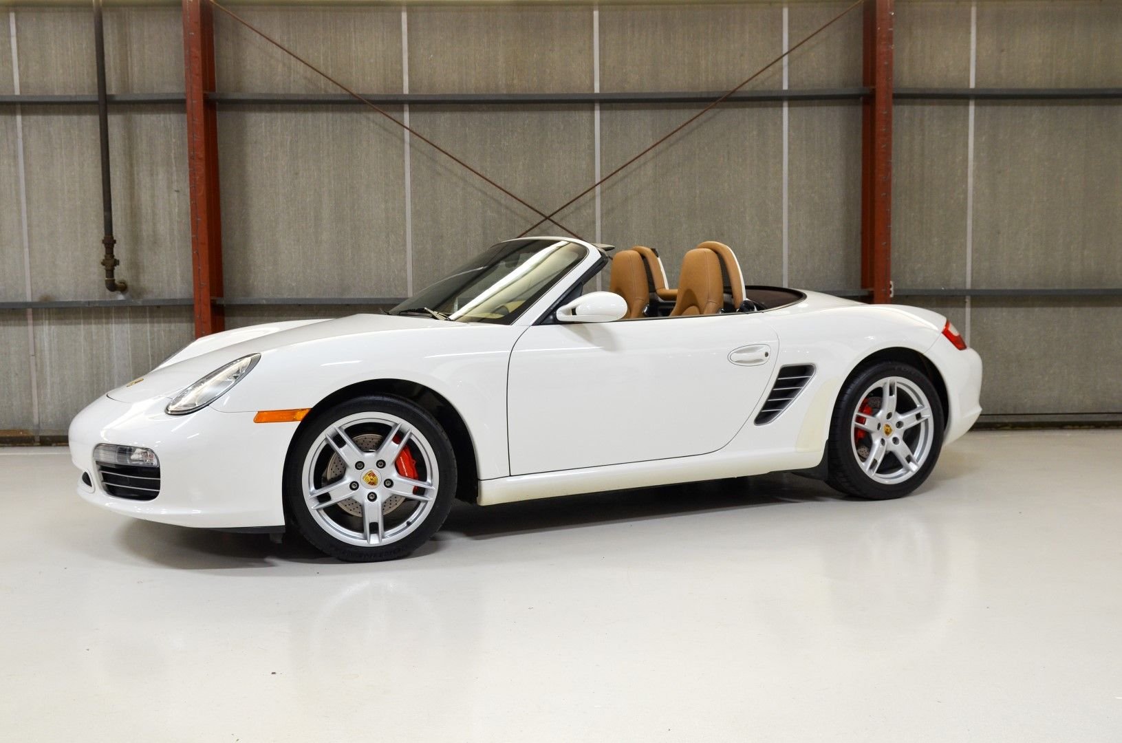 2005 Porsche Boxster - 2005 Porsche Boxster S 6-speed White/Tan - Used - VIN WP0CB29835U731811 - 44,000 Miles - 6 cyl - 2WD - Manual - Convertible - White - Twinsburg, OH 44087, United States