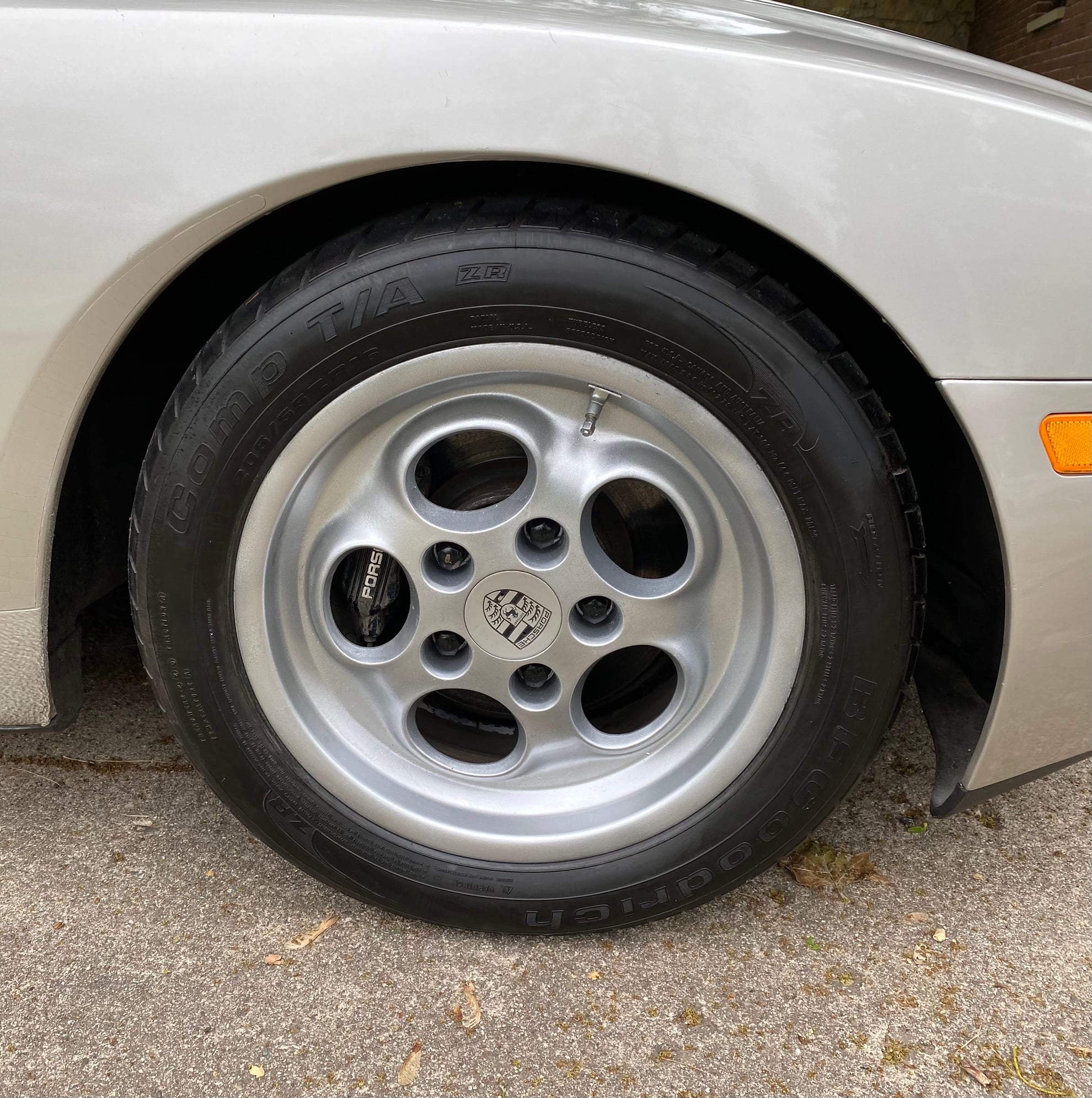 1986 Porsche 944 - Porsche 944 Turbo - Used - VIN WP0AA0958GN157028 - 108,800 Miles - 4 cyl - 2WD - Manual - Coupe - Silver - Yellow Springs, OH 45387, United States