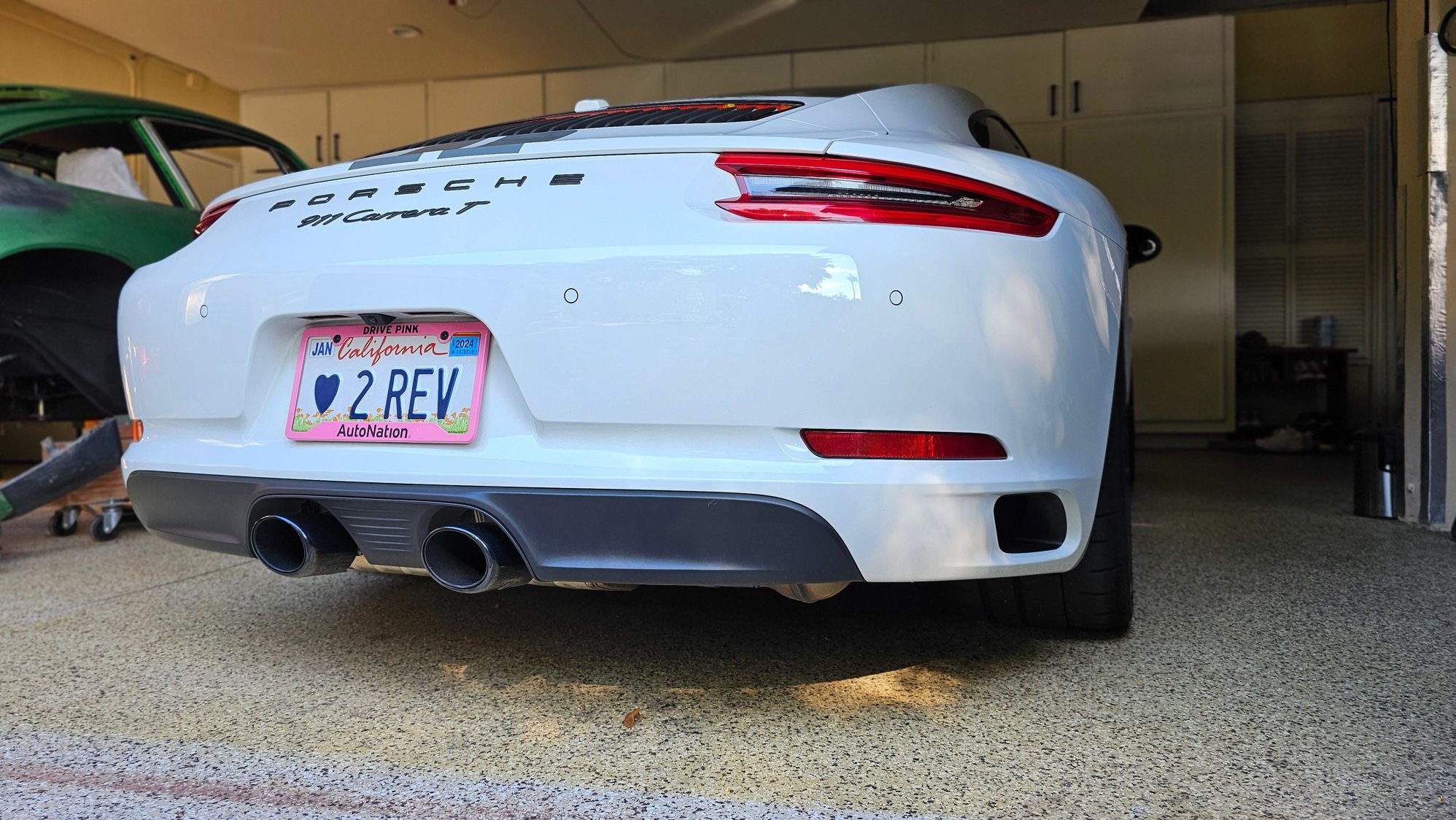 2019 Porsche 911 - 2019 Carrera T Low Miles PERECT condition, never tracked (wife's car) - Used - VIN WP0AA2A98KS103927 - 10,350 Miles - 6 cyl - 2WD - Automatic - Coupe - White - Rowland Heights, CA 91748, United States