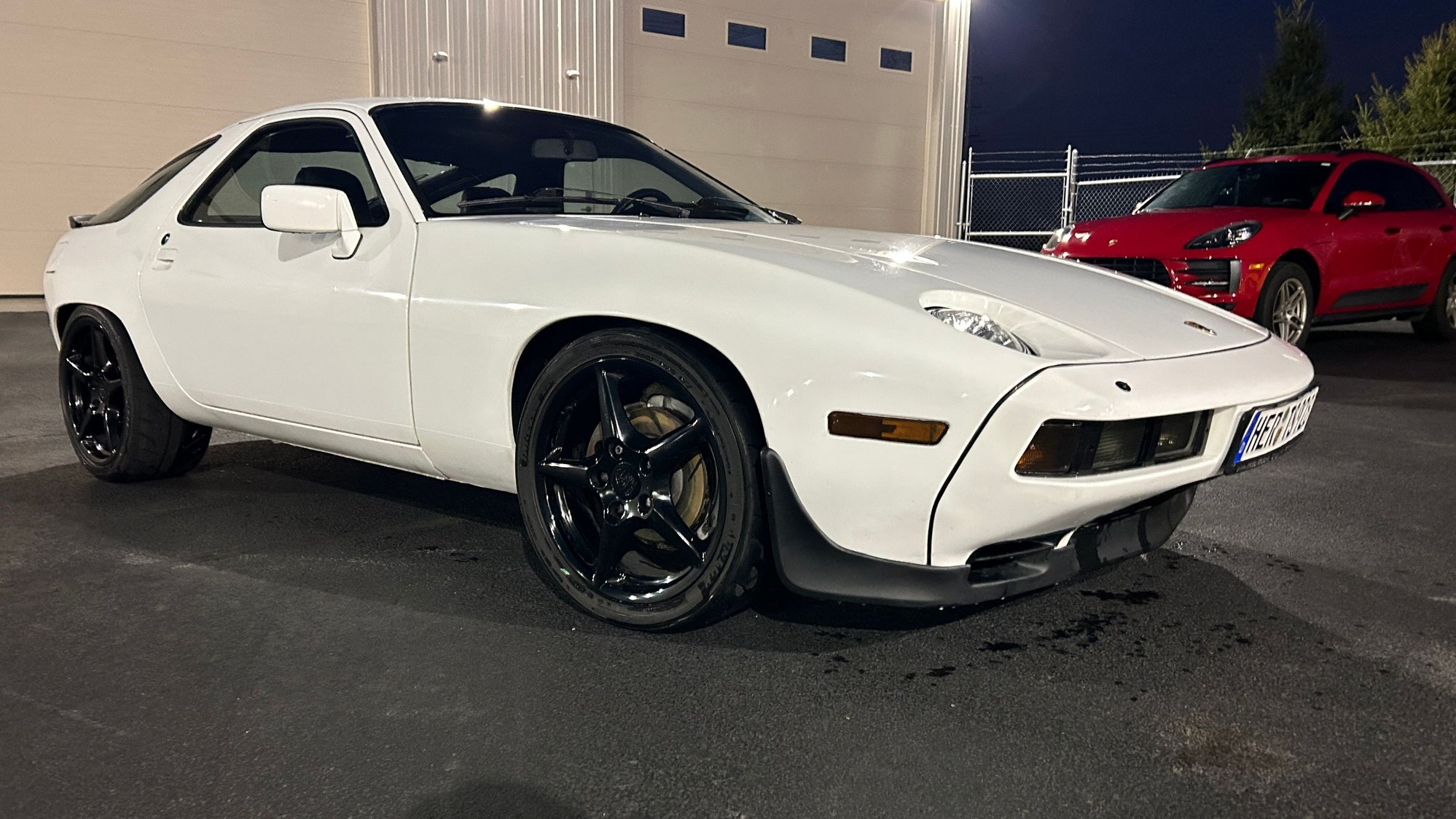 1985 Porsche 928 - 1985 Porsche 928 Grand PriX White 5 Speed Manual - Used - VIN WP0JB0928FS860552 - 8 cyl - 2WD - Manual - Coupe - White - Columbus, OH 43065, United States