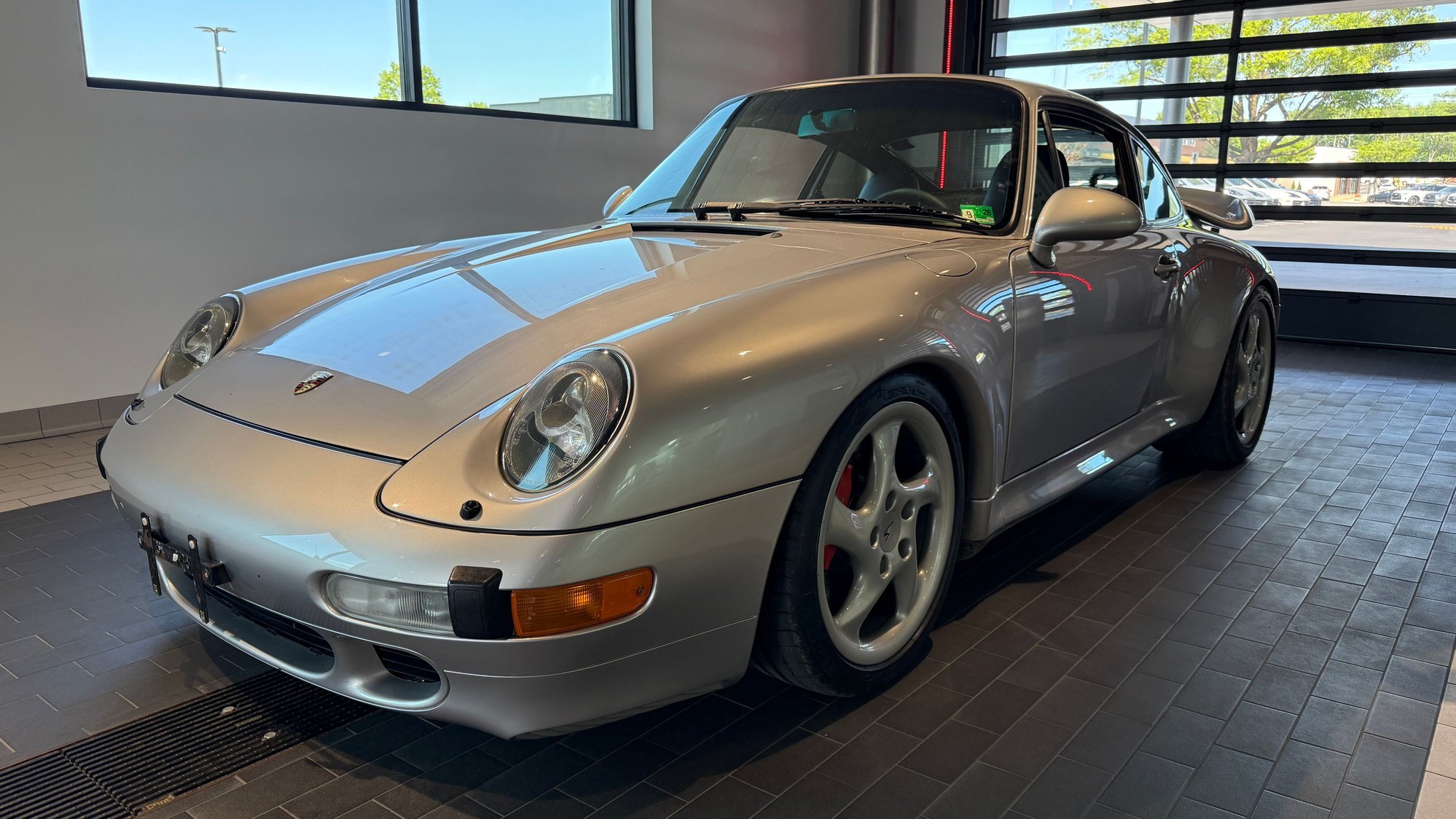 1997 Porsche 911 - 1997 Porsche 911 Carrera 4S - Used - VIN WP0AA2990VS320560 - 148,665 Miles - 6 cyl - 2WD - Manual - Coupe - Silver - Richmond, VA 23113, United States