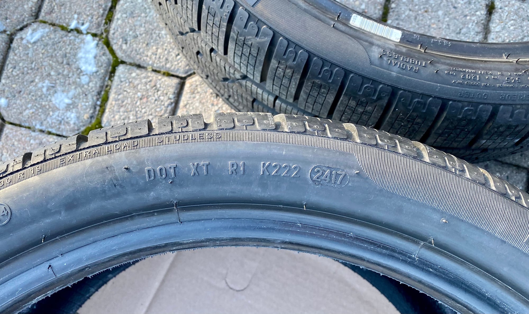 Wheels and Tires/Axles - Like New 19” Winter Tires - Used - All Years Any Make All Models - Toronto, ON M2R3N1, Canada