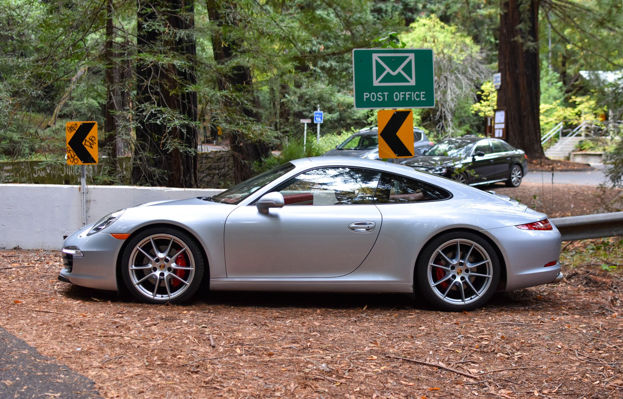 2014 Porsche 911 - 2014 Porsche 911 Carrera S Low Miles, Great Options - Used - VIN WP0AB2A93ES122709 - 24,500 Miles - 6 cyl - 2WD - Automatic - Coupe - Silver - San Francisco, CA 94109, United States