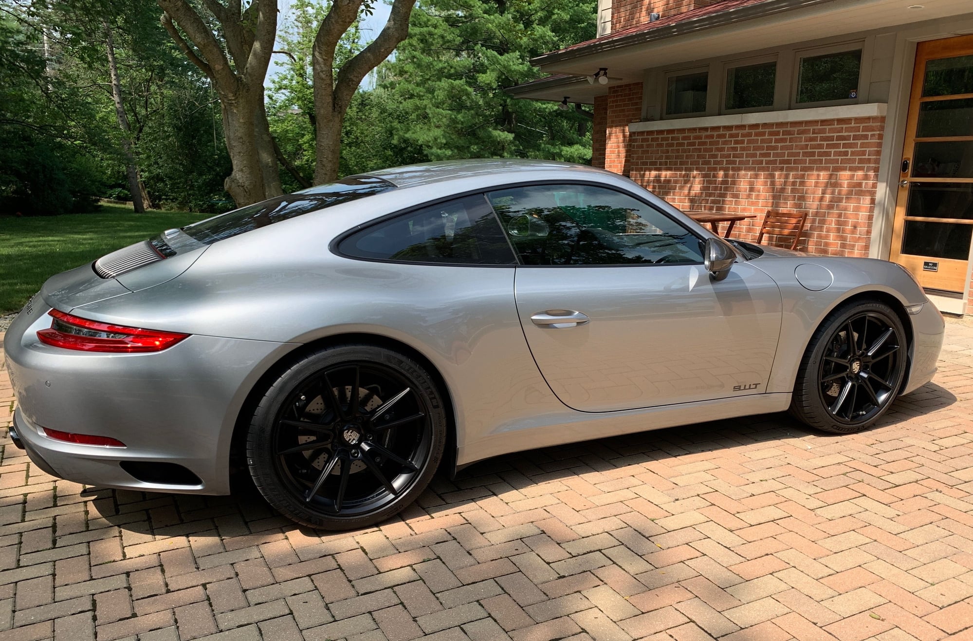 2018 Porsche 911 - 18 Carrera T, manual, driver's build - Used - VIN WP0AA2A92JS106501 - 6,200 Miles - 6 cyl - 2WD - Manual - Coupe - Silver - Northfield, IL 60093, United States