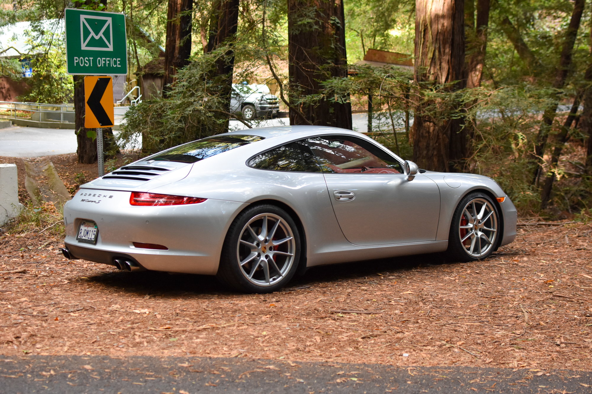 2014 Porsche 911 - 2014 Porsche 911 Carrera S Low Miles, Great Options - Used - VIN WP0AB2A93ES122709 - 24,500 Miles - 6 cyl - 2WD - Automatic - Coupe - Silver - San Francisco, CA 94109, United States