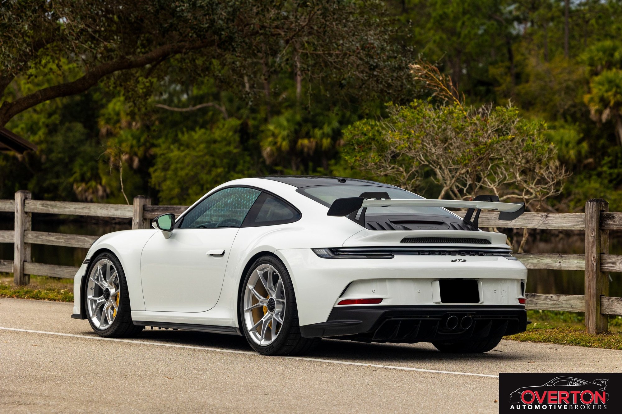 2024 Porsche 911 - 2024 Porsche 911 GT3 in White with Black Leather and Race-Tex Interior with 6-Speed! - Used - Stuart, FL 34996, United States