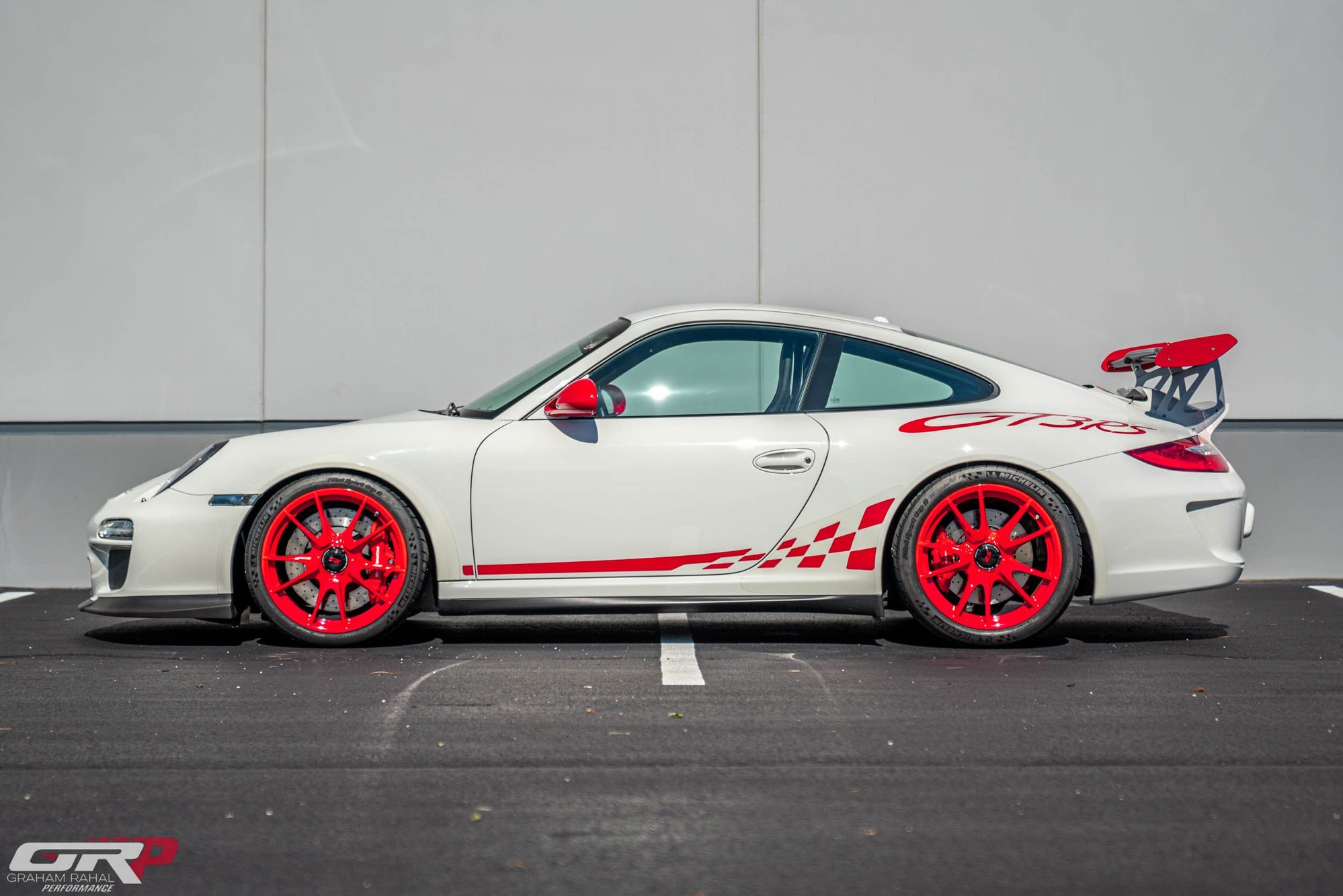 2010 Porsche 911 - 2010 Porsche GT3 RS - 2K MILES - Used - VIN WP0AC2A99AS783815 - 2,128 Miles - 6 cyl - 2WD - Manual - Coupe - White - Brownsburg, IN 46112, United States