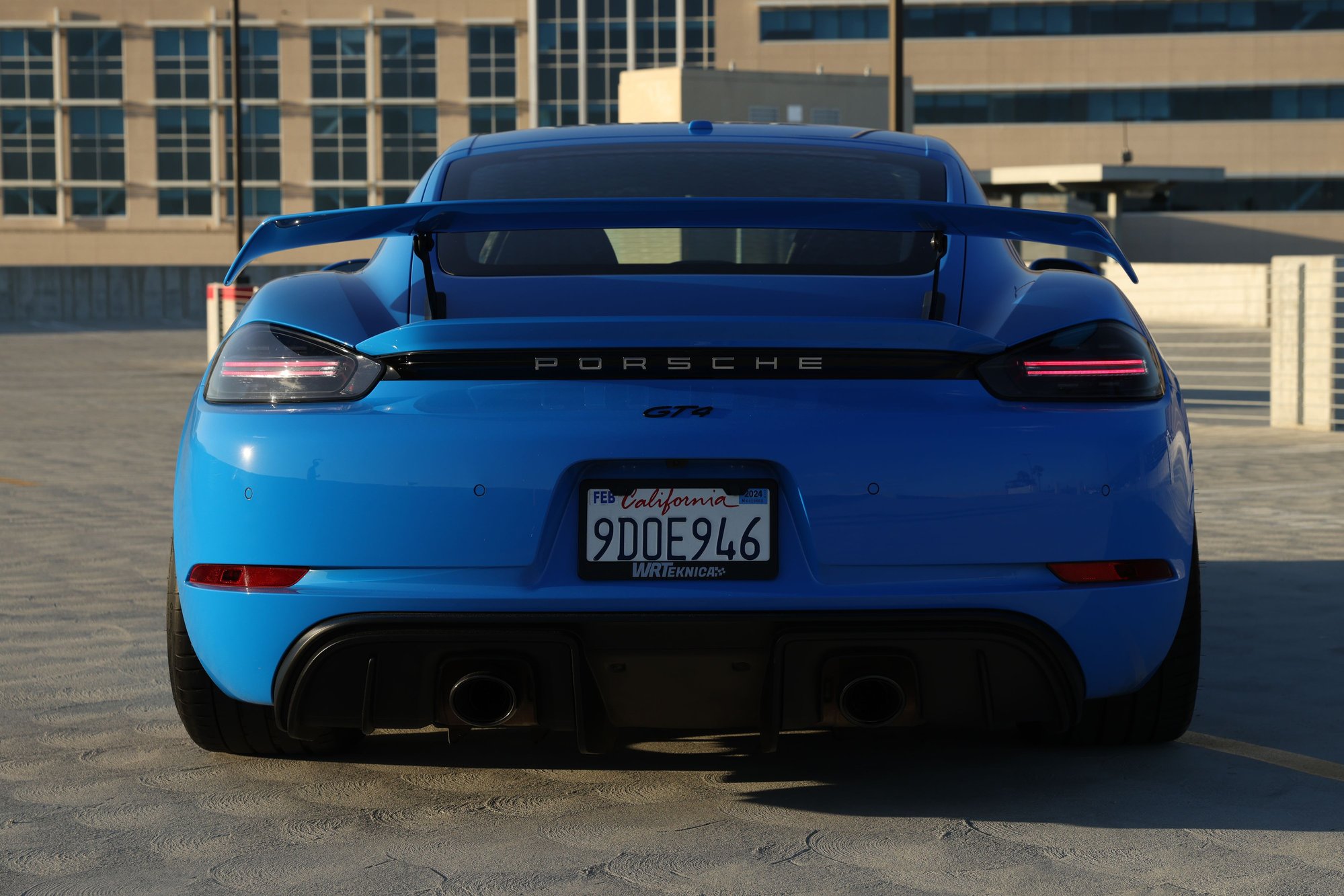 2022 Porsche 718 - 2022 Porsche 718 Cayman GT4 - Used - VIN WP0AC2A87NS275243 - 13,050 Miles - 6 cyl - 2WD - Automatic - Coupe - Blue - Ventura, CA 93003, United States