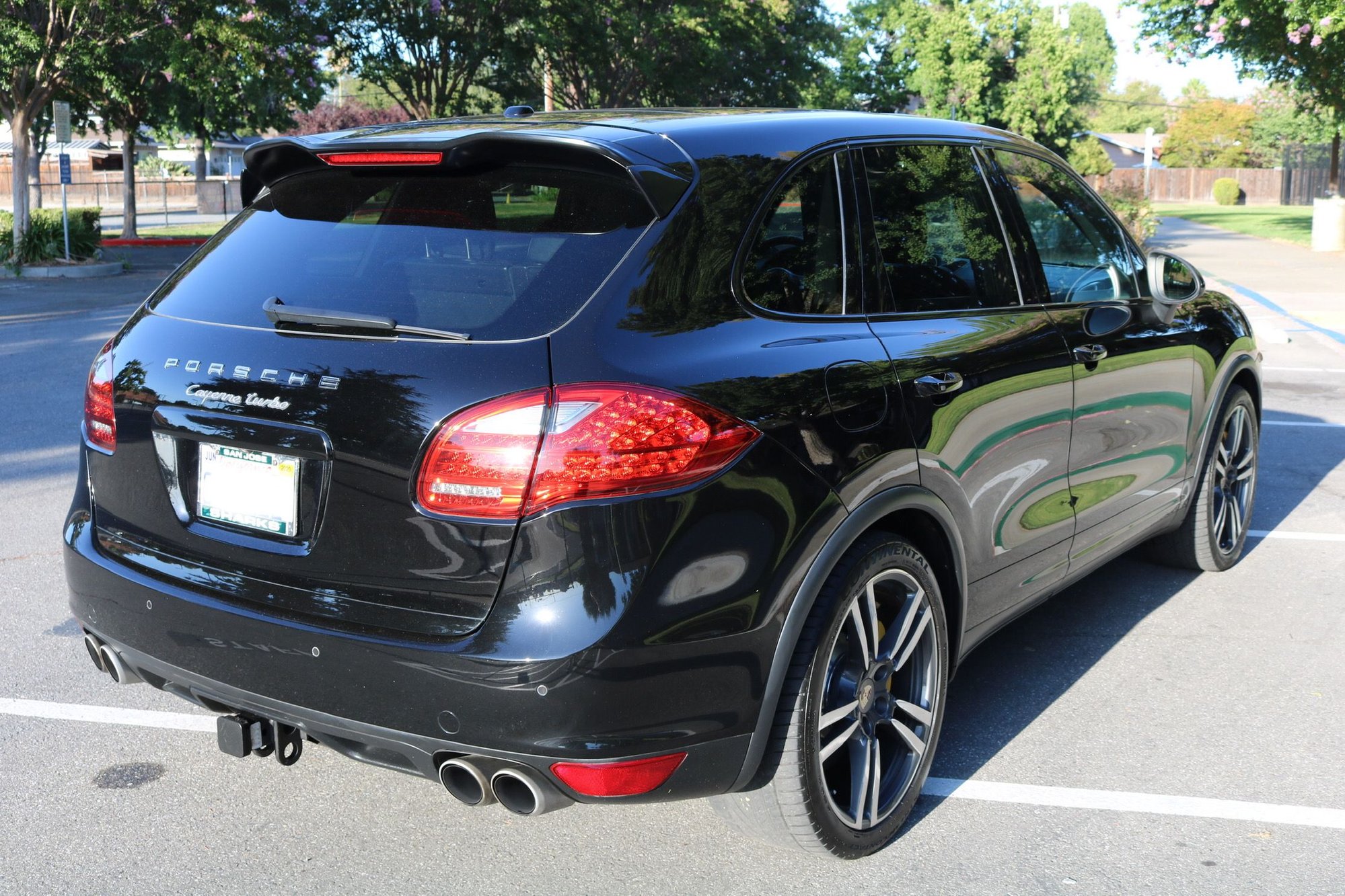 2011 Porsche Cayenne - **** 2011 Porsche CAYENNE TURBO- LOADED! **** - Used - VIN WP1AC2A28BLA86603 - 8 cyl - 4WD - Automatic - SUV - Black - San Jose, CA 95124, United States