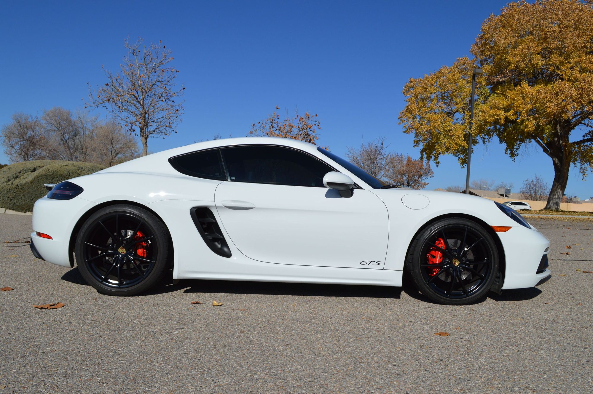 2019 Porsche 718 Cayman - FS: 2019 718 Cayman GTS - Used - VIN WP0AB2A88KS278182 - 14,700 Miles - 4 cyl - 2WD - Automatic - Coupe - White - Albuquerque, NM 87109, United States