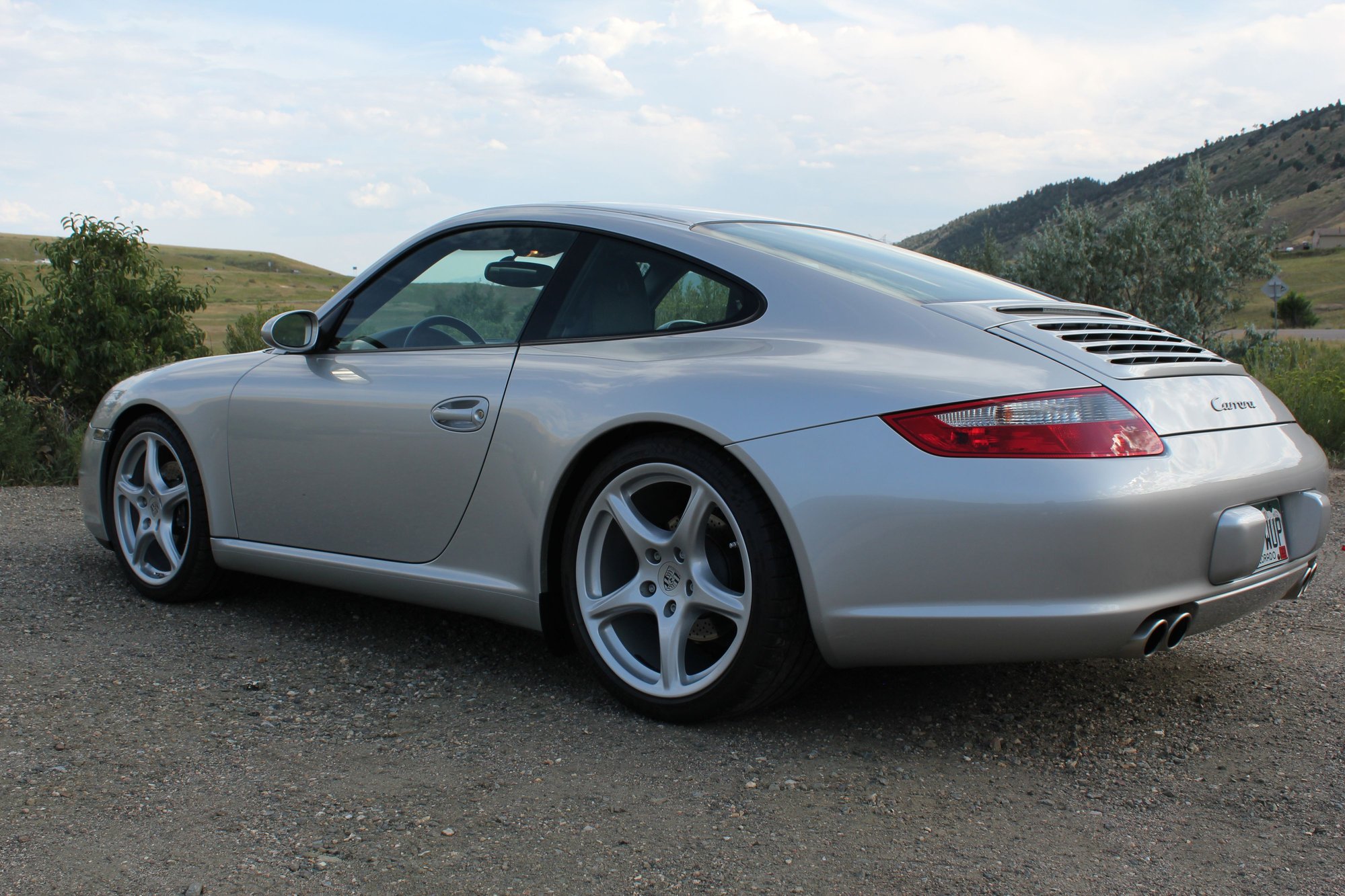 2007 Porsche 911 - 2007 997 Carrera, 18k miles, Very Clean - Used - VIN WP0AA29927S710708 - 18,025 Miles - 6 cyl - 2WD - Manual - Coupe - Silver - Lakewood, CO 80228, United States