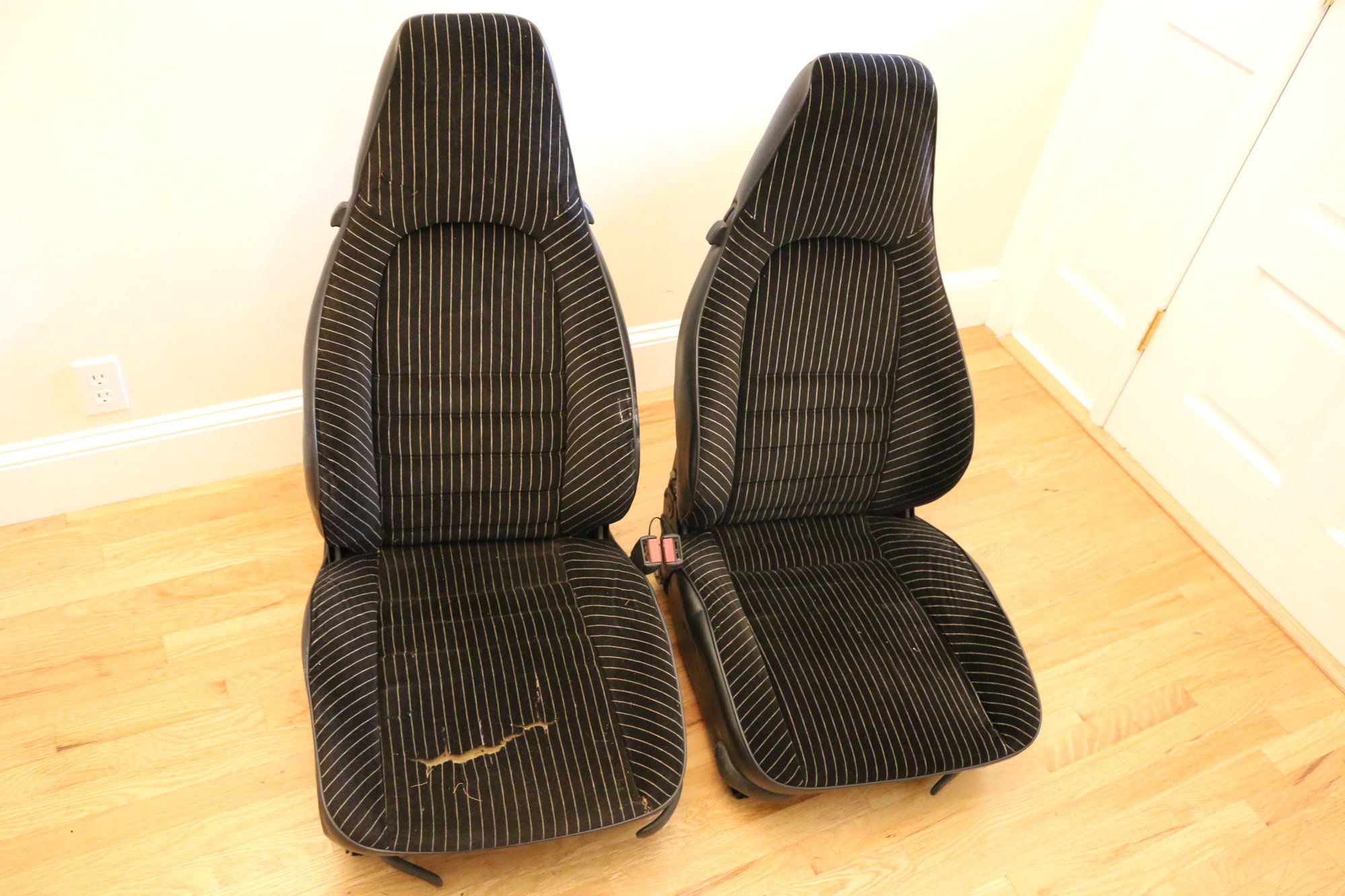 Interior/Upholstery - Rare pinstripe factory Recaro sport seats Porsche 911 944 - Used - Norcross, GA 30071, United States