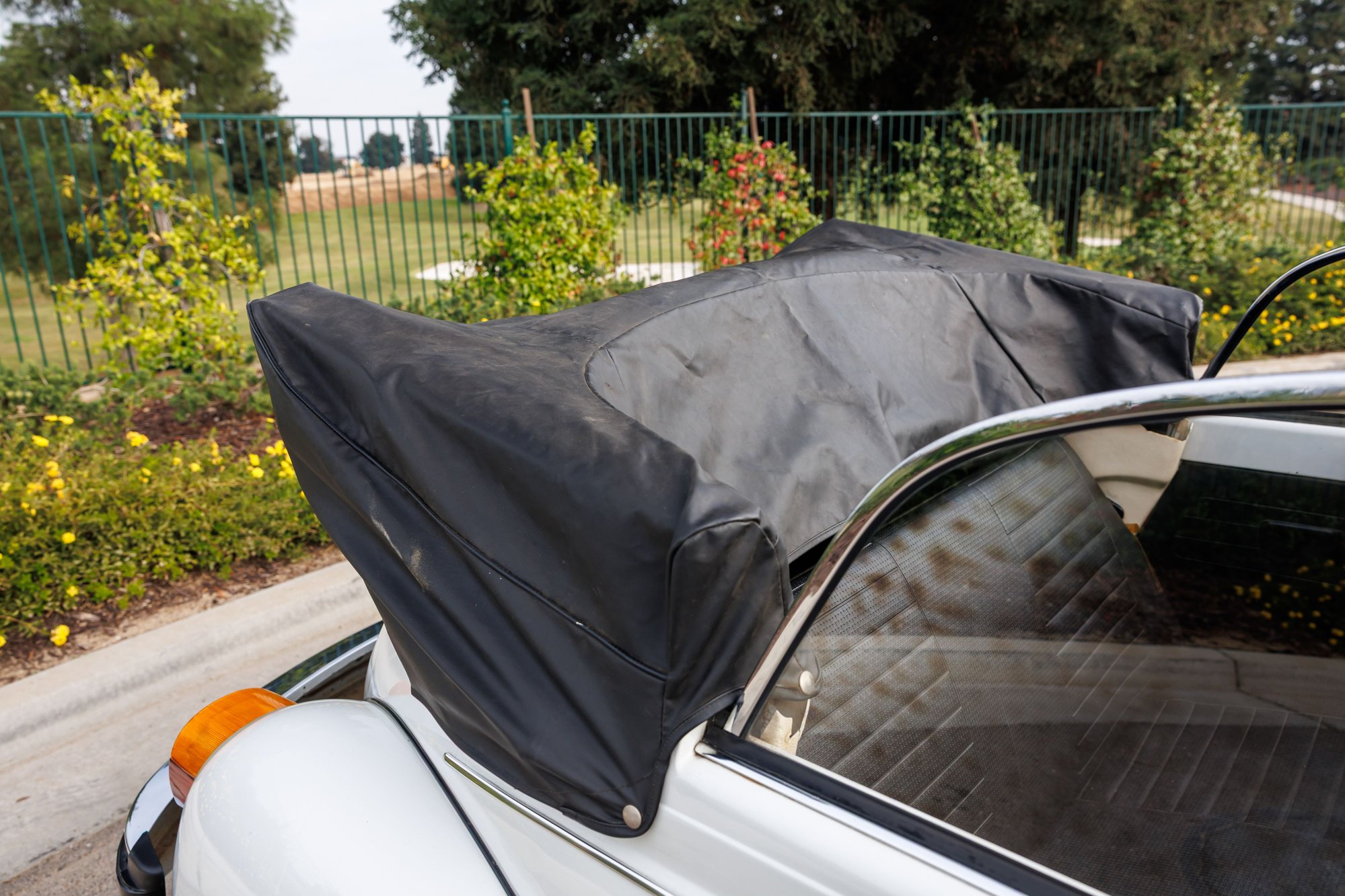 1978 Volkswagen Super Beetle - 1978 Volkswagen super beetle convertible - Used - Fresno, CA 93720, United States