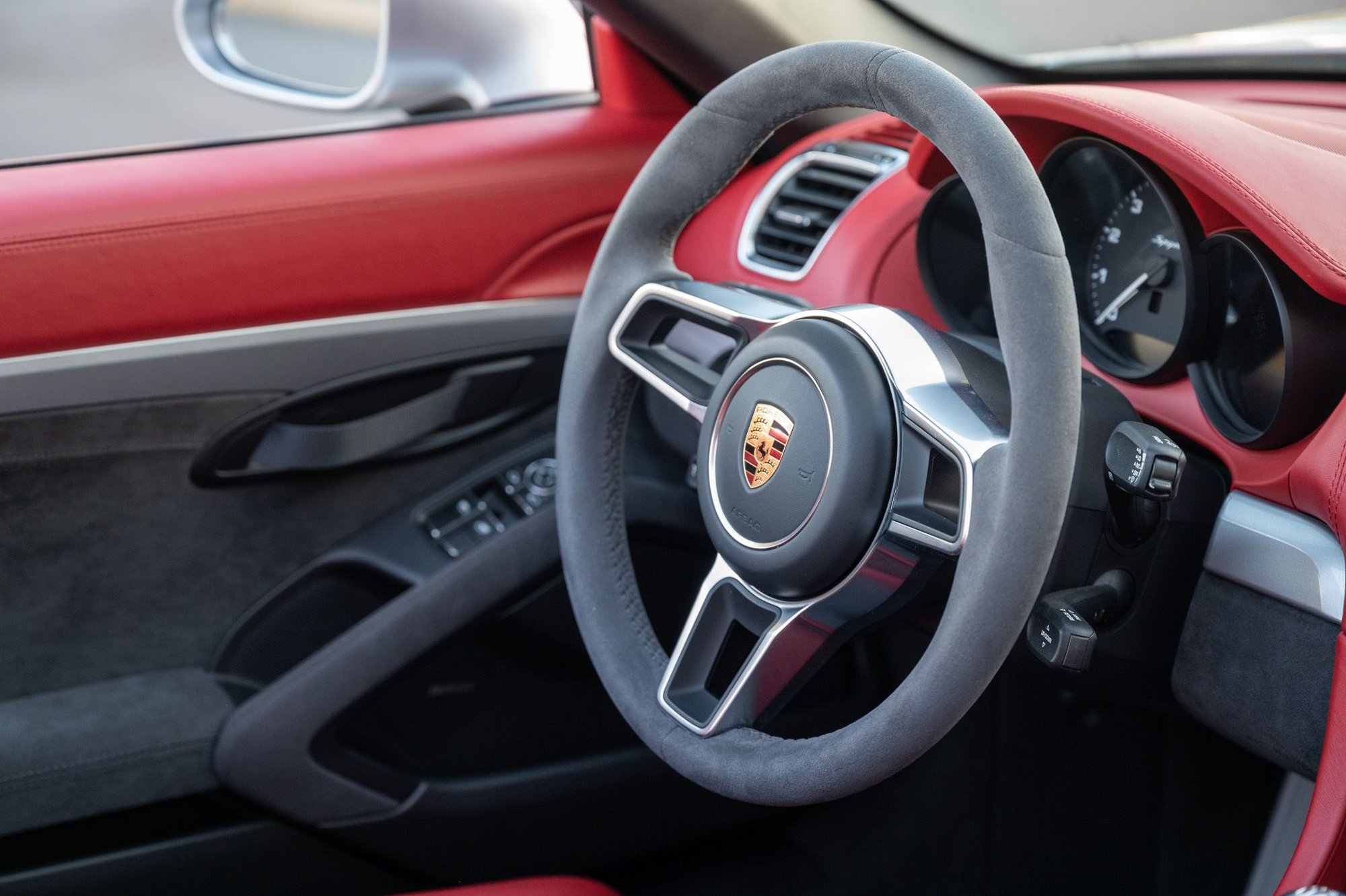 2016 Porsche Boxster - 2016 Boxster Spyder | GT Silver | Spyder Garnet Red Interior | Great spec | 8500~ mi - Used - VIN WP0CC2A82GS152669 - 8,500 Miles - 6 cyl - 2WD - Manual - Convertible - Silver - San Jose, CA 95035, United States