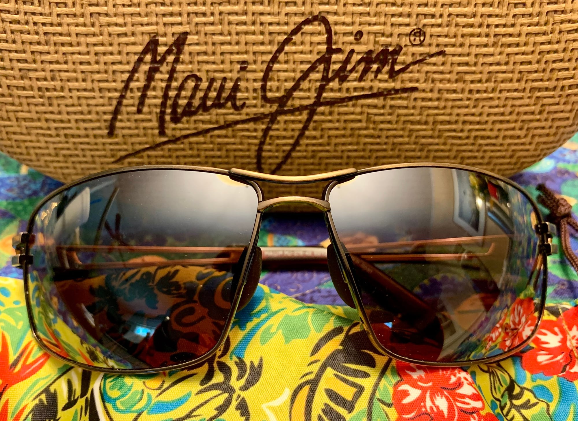 Classic Maui Jim “Manu” Polarized Sunglasses, like new! $200 shipped CONUSA,  OBO. - Rennlist - Porsche Discussion Forums