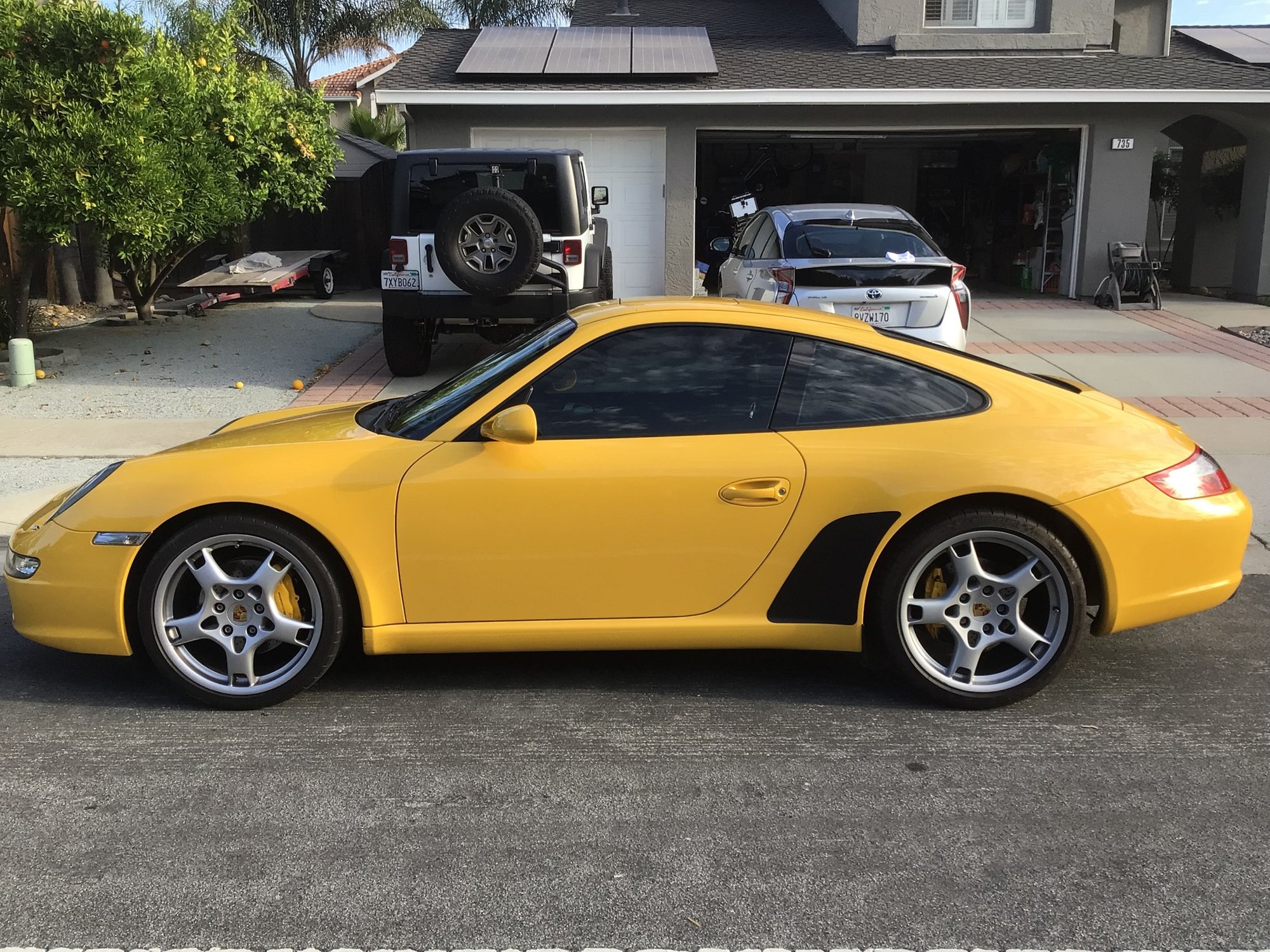 2006 Porsche 911 - 2006 Speed Yellow 997.1 C2 Manual - Used - VIN WP0AA29996S716939 - 40,162 Miles - 6 cyl - 2WD - Manual - Coupe - Yellow - Morgan Hill, CA 95037, United States