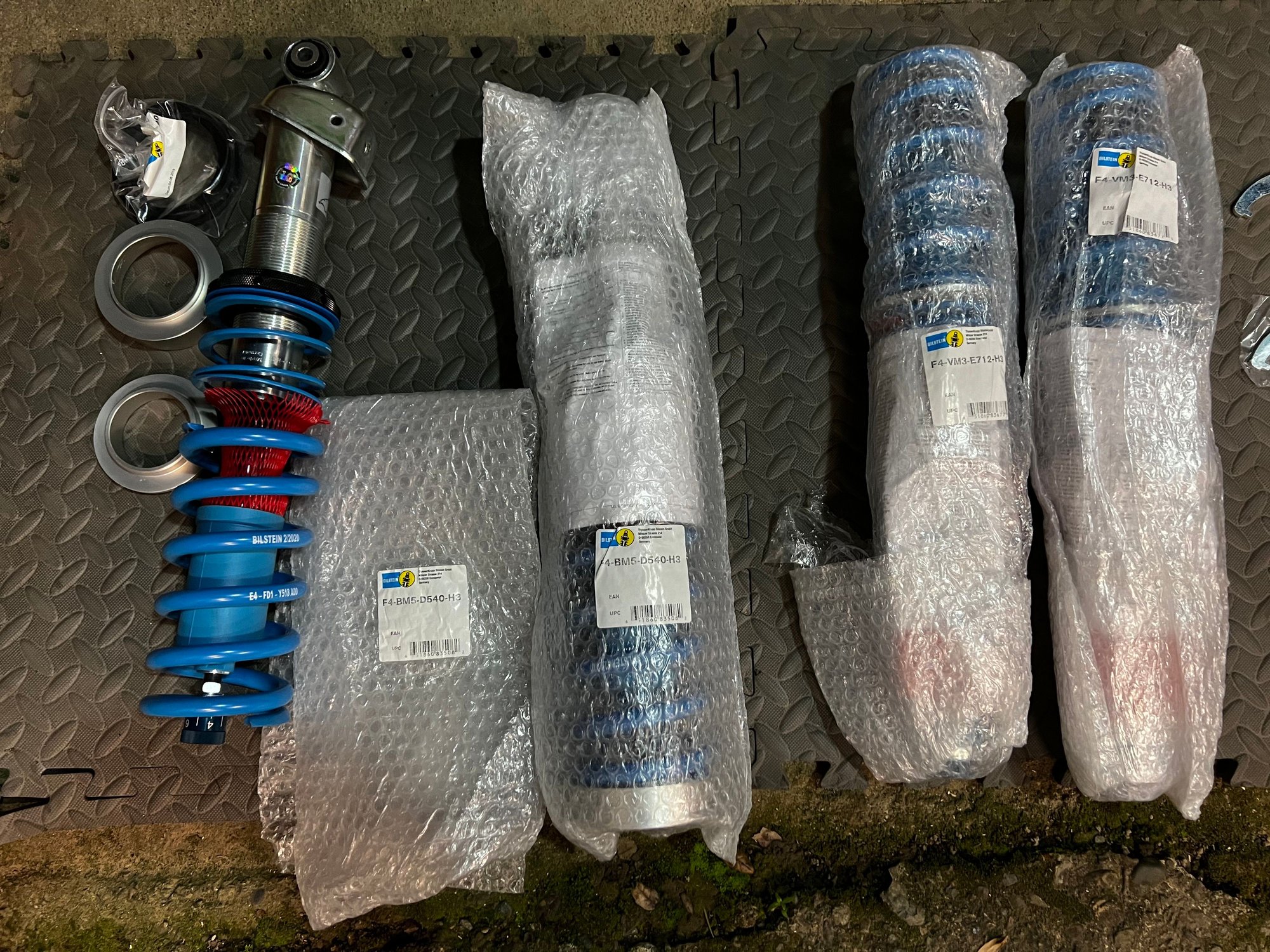 Steering/Suspension - Bilstein B16 (PSS10) Coilover Kit for 996 C2 Carrera Unused/New p/n 48-186322 - New - 1999 to 2004 Porsche 911 - Sebastopol, CA 95472, United States