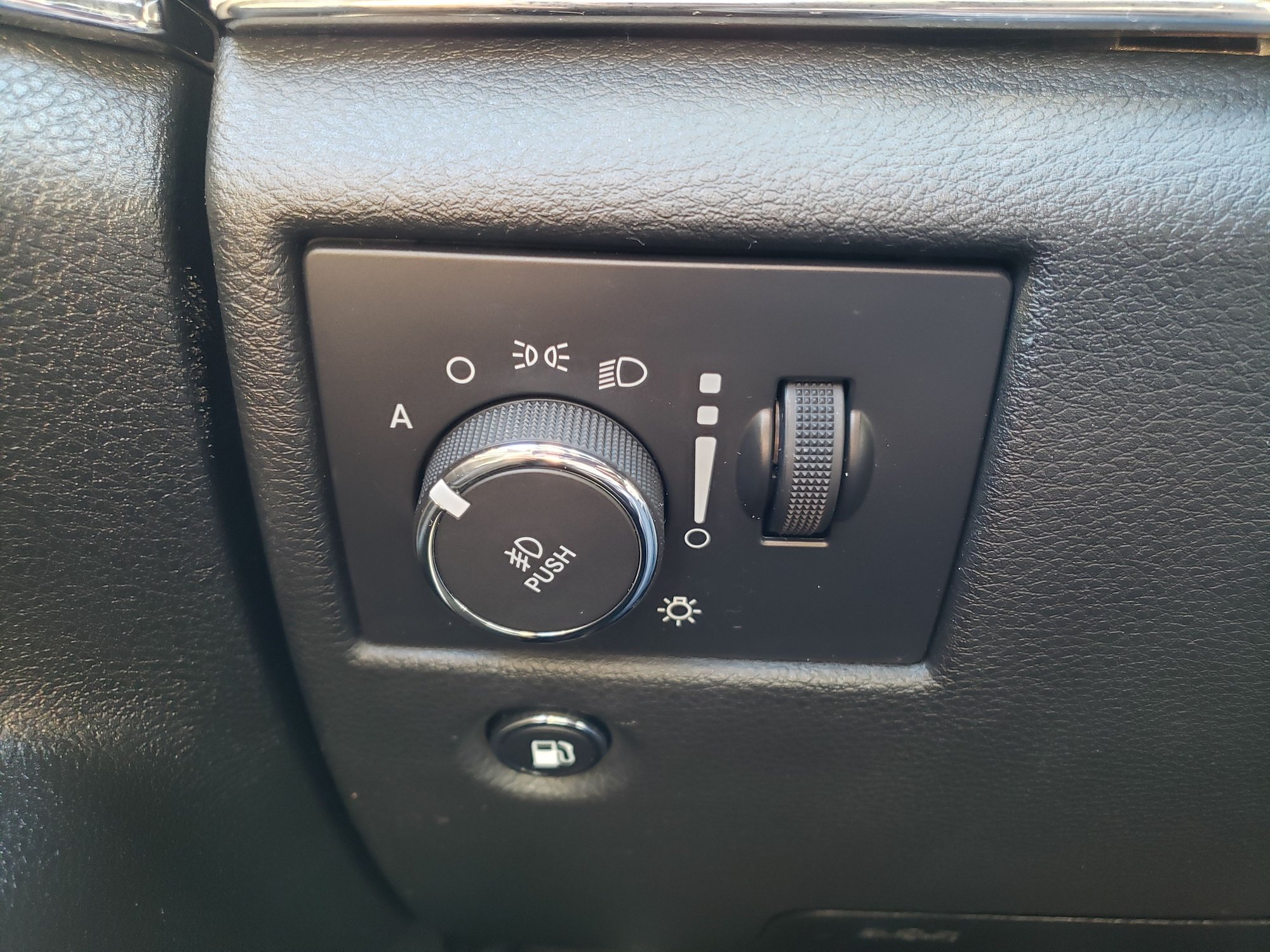 2014 Jeep Grand Cherokee - 2014 Jeep Grand Cherokee Summit - Used - VIN 1C4RJFJG7EC382424 - 83,500 Miles - 6 cyl - AWD - Automatic - SUV - Red - Bergen County, NJ 11111, United States
