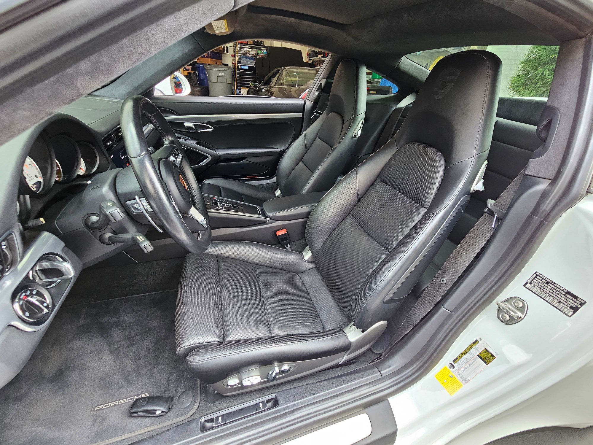 2018 Porsche 911 - 2018 Porsche 911 991.2 Turbo - Used - VIN WP0AD2A92JS156760 - 28,500 Miles - 6 cyl - AWD - Automatic - Coupe - White - Buena Park, CA 90621, United States