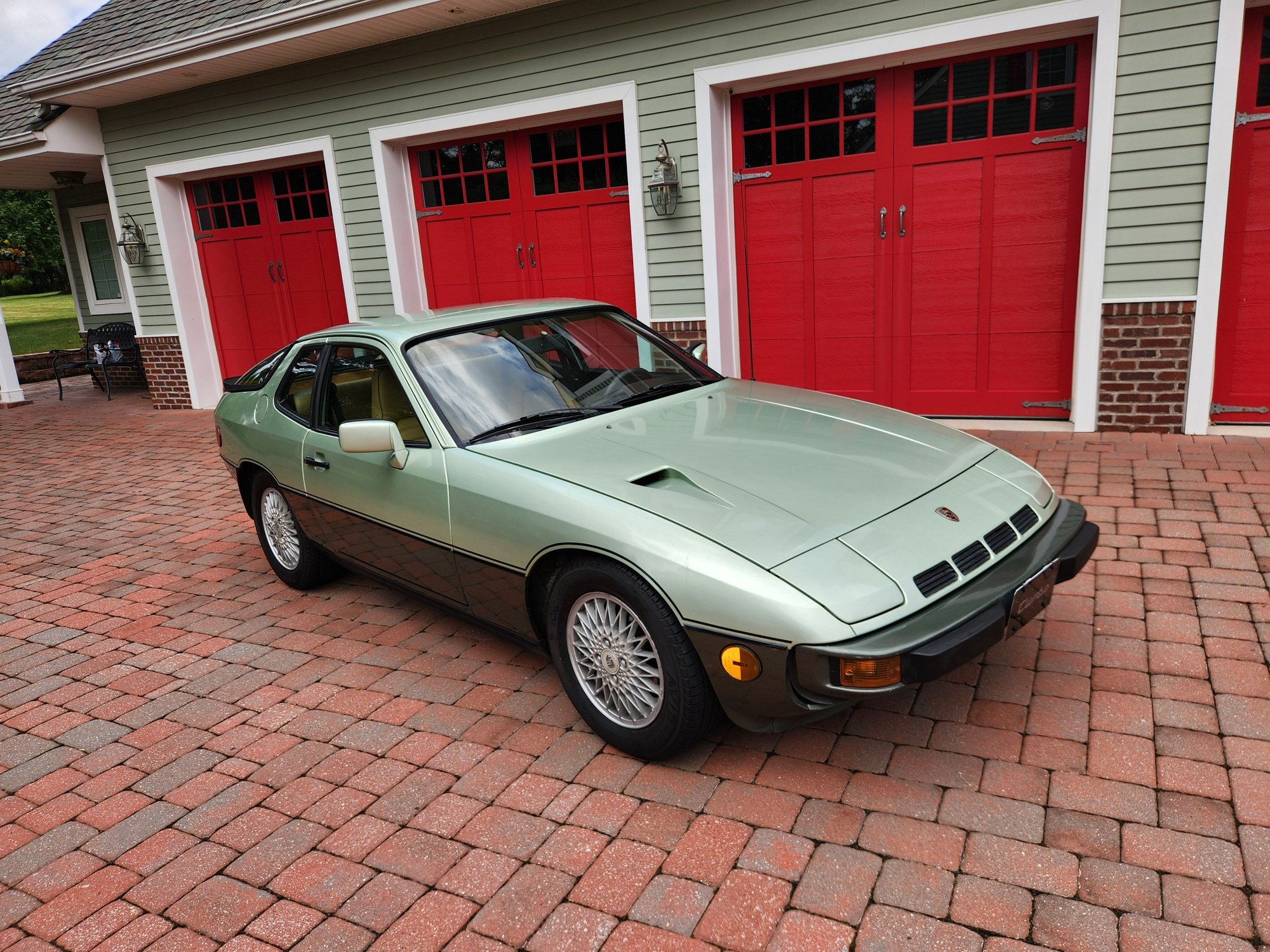 1980 Porsche 924 - 1980 Porsche 924 TURBO Original Paint Amazing 931 Runs and Drives Perfectly COLD A/C - Used - VIN 93A0152598 - 86,800 Miles - 4 cyl - 2WD - Manual - Hatchback - Other - Richboro, PA 18954, United States