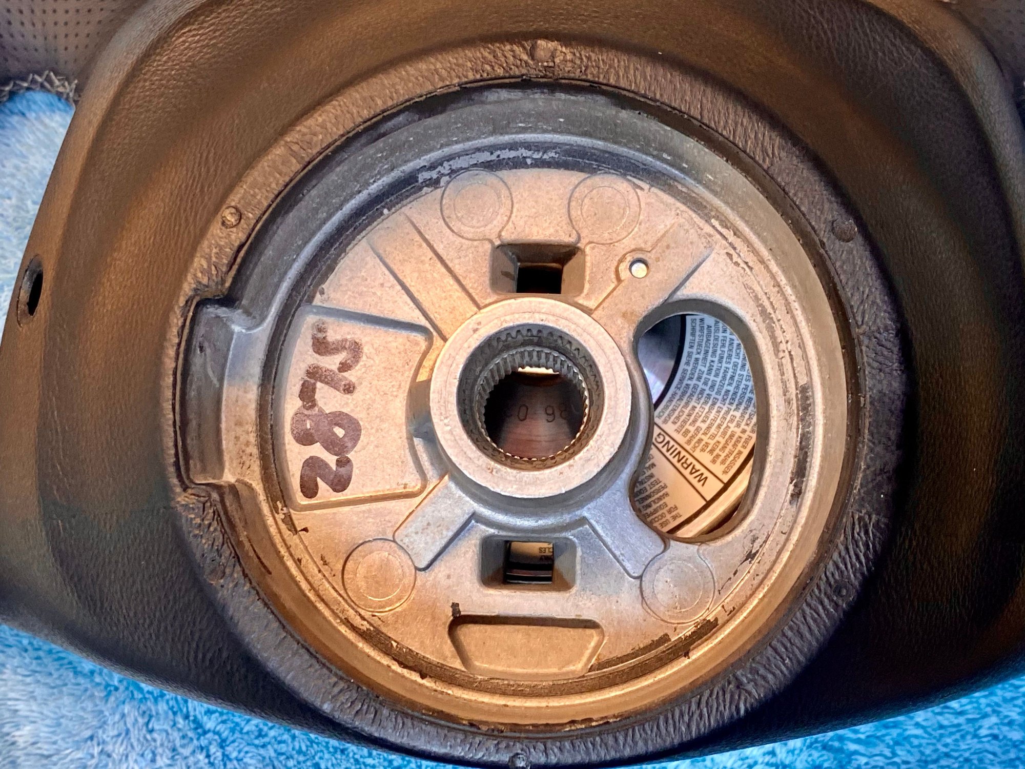 Interior/Upholstery - 993 custom made steering wheel by DTCM - Used - 1994 to 1999 Porsche 911 - Shreveport, LA 71106, United States