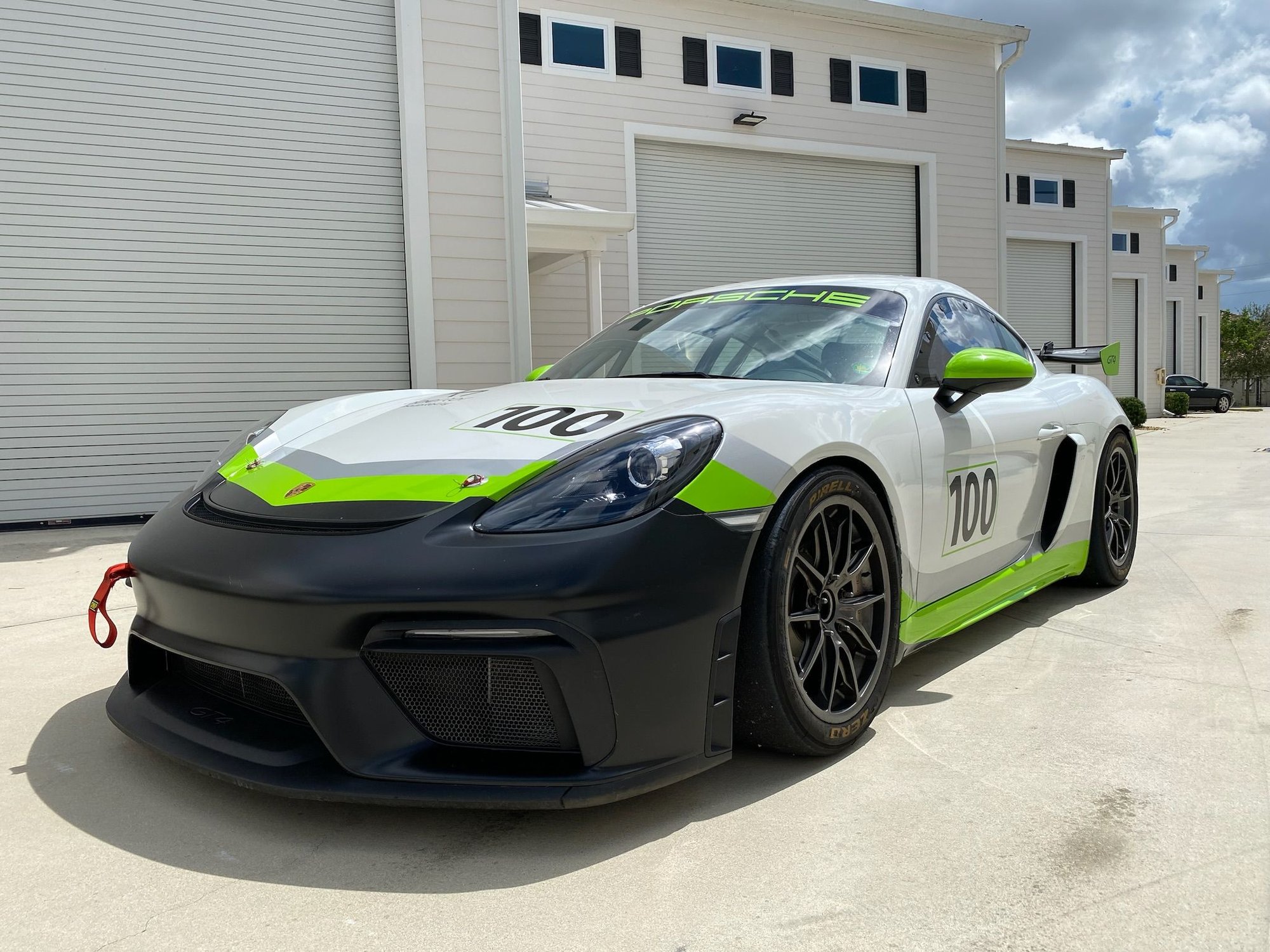 2020 Porsche 718 Cayman - 2020 Porsche 718 GT4 Clubsport Competition - Used - VIN WP0ZZZ98ZLK299742 - 2,675 Miles - Fort Myers, FL 33908, United States