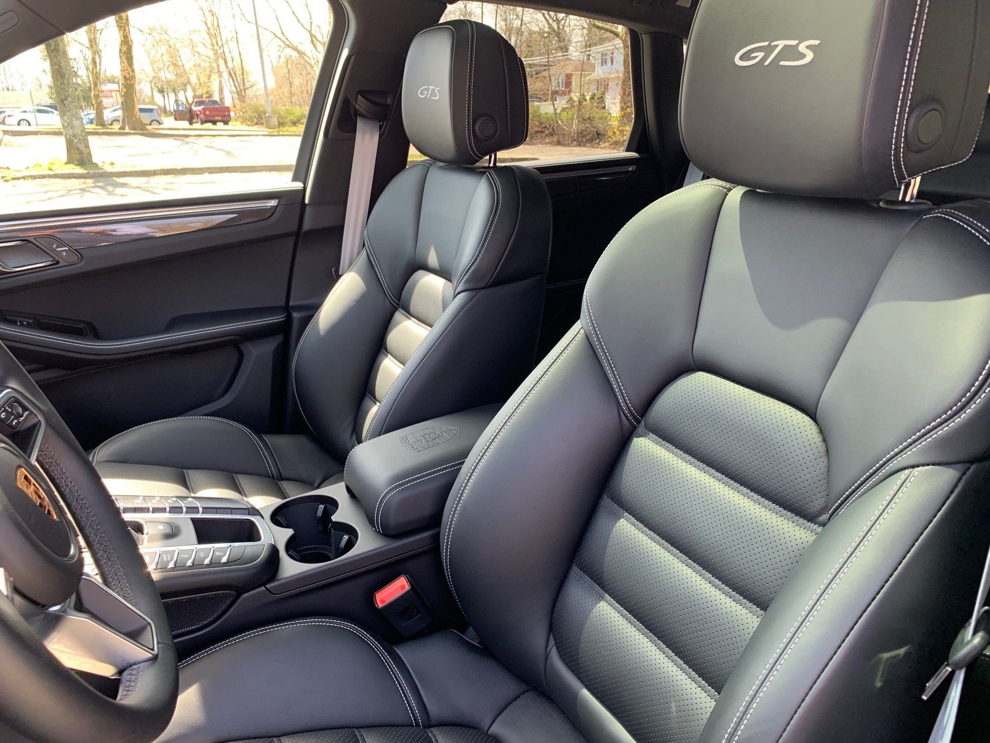 2018 Porsche Macan - 2018 Porsche Macan GTS, 20k Miles, High MSRP ($91k), 1 owner, under factory warraty - Used - VIN WP1AG2A56JLB62512 - 20,000 Miles - 6 cyl - AWD - Automatic - SUV - White - Huntington, NY 11743, United States
