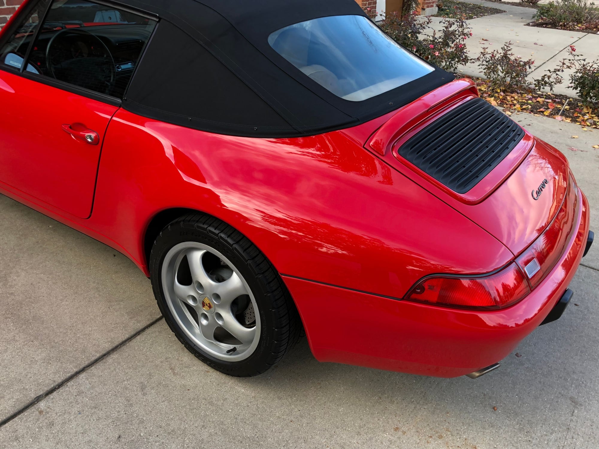 1995 Porsche 911 - 1995 Porsche 911 Carrera Cab 6spd 28k Miles! - Used - VIN WP0CB29985S340950 - 27,892 Miles - 6 cyl - 2WD - Manual - Convertible - Red - Bloomingdale, IL 60108, United States