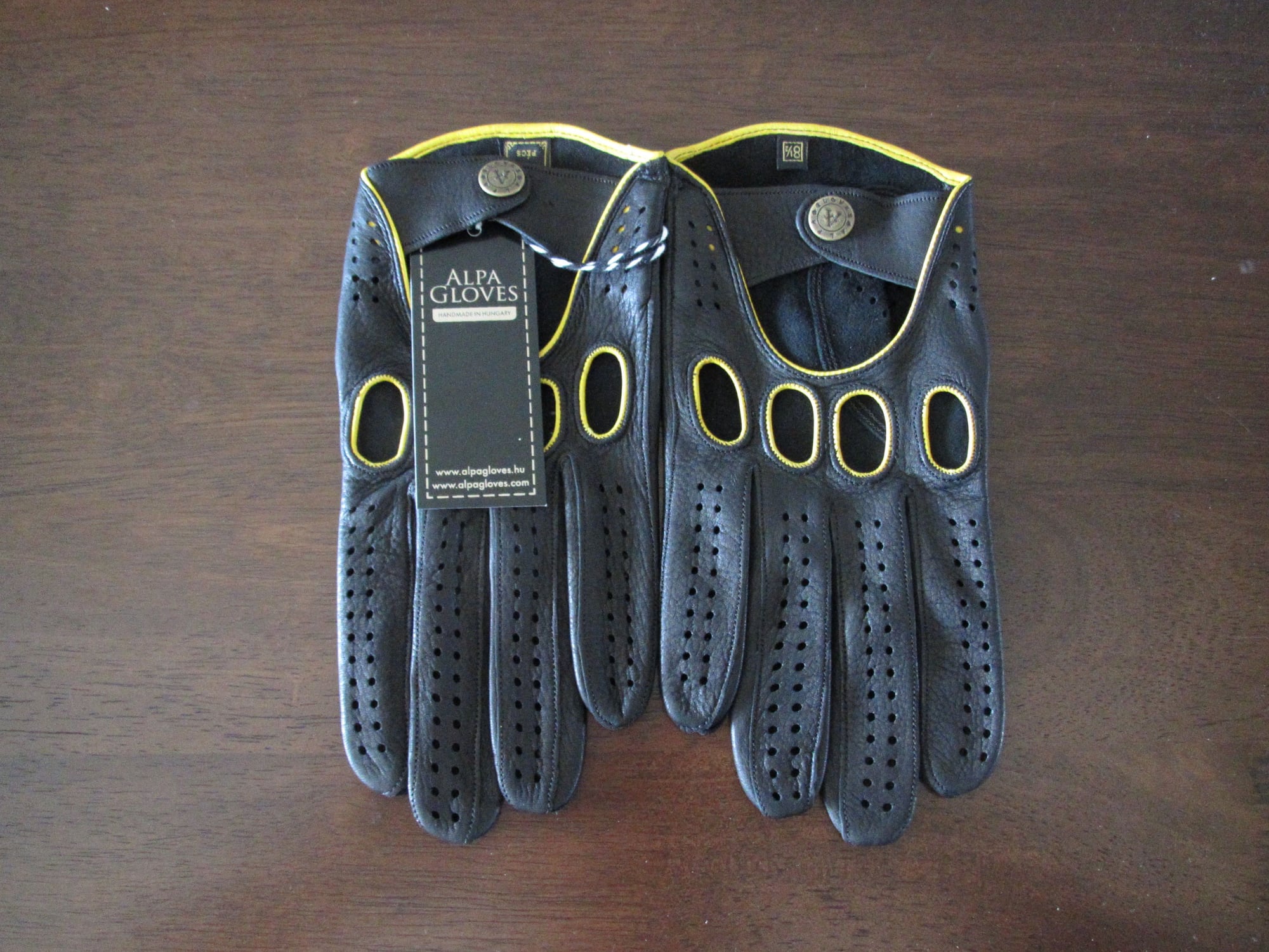 Accessories - Deerskin Driving Gloves (Black with Yellow) - New - All Years Any Make All Models - Palm Coast, FL 32137, United States
