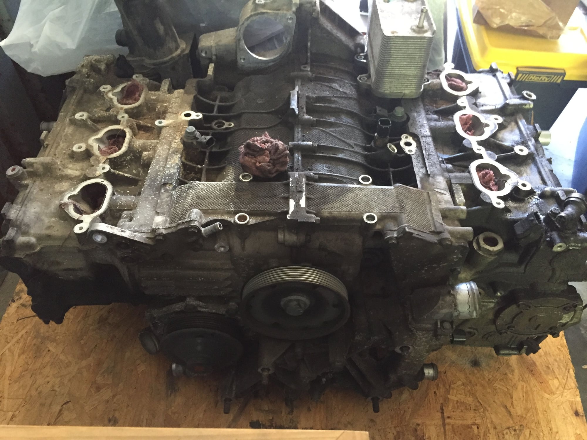 Engine - Complete - M96 Engine from 2000 996 - Cracked head or block - Used - Providence, RI 02903, United States