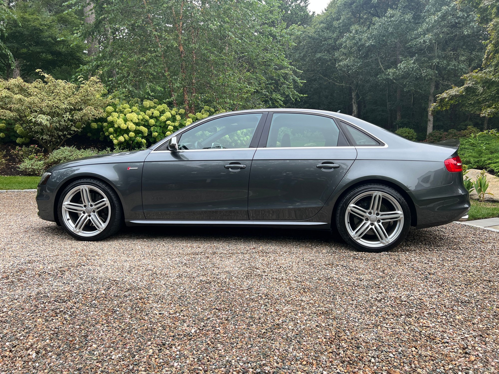 2015 Audi S4 - 2015 Audi S4: 6 Speed Manual, 77,000 miles - Used - VIN WAUDGAFL4FA065809 - 77,000 Miles - 6 cyl - AWD - Manual - Sedan - Gray - Brewster, MA 02631, United States