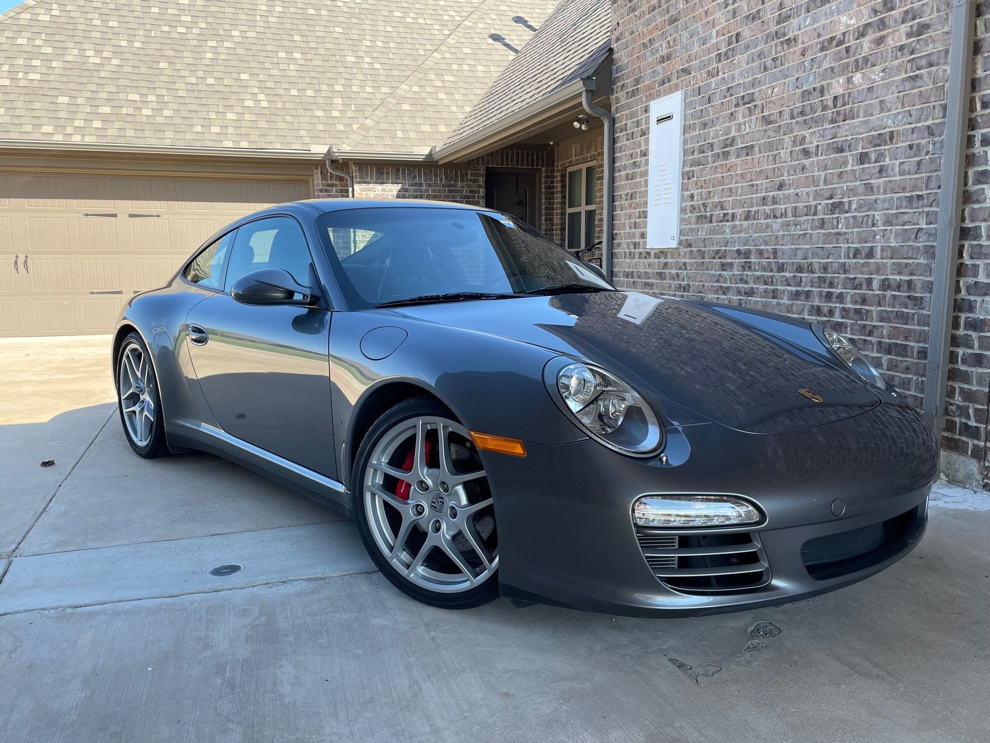 2009 Porsche 911 - Low Mileage 2009 997.2 C4S, 25k miles, PDK, Excellent Condition - Used - VIN WP0AB29969S720545 - 25,407 Miles - 6 cyl - 4WD - Automatic - Coupe - Gray - Rockwall, TX 75032, United States