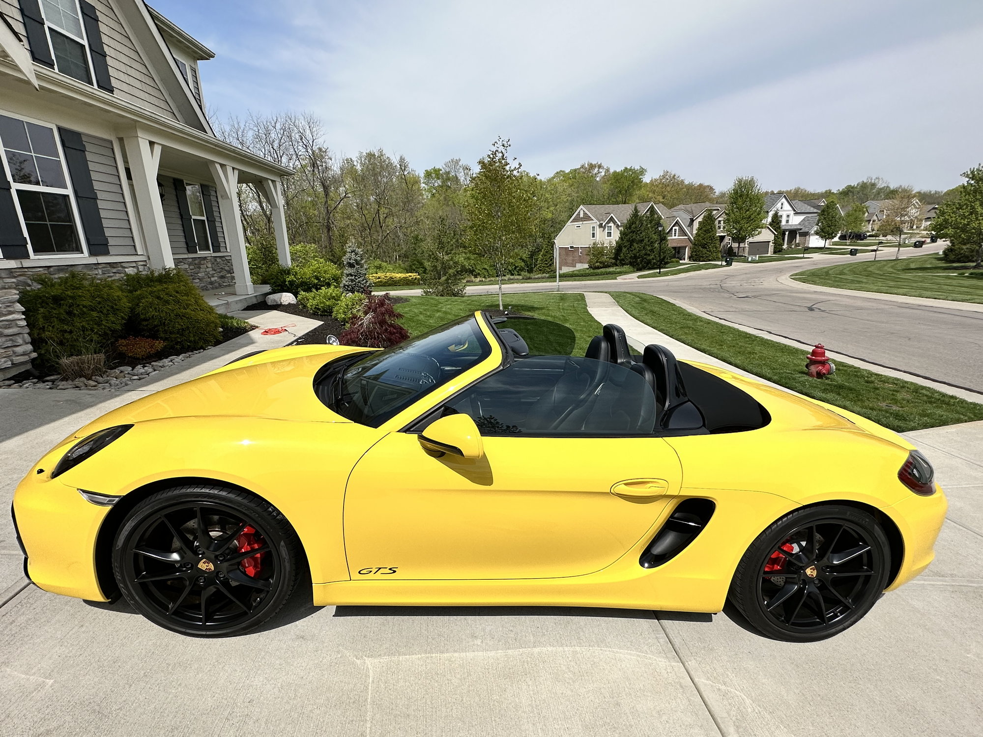 2015 Porsche Boxster - 981 Boxster GTS (2015) For Sale - Used - VIN WP0CB2A81FS140465 - 34,638 Miles - 6 cyl - 2WD - Automatic - Convertible - Yellow - Cincinnati, OH 45065, United States