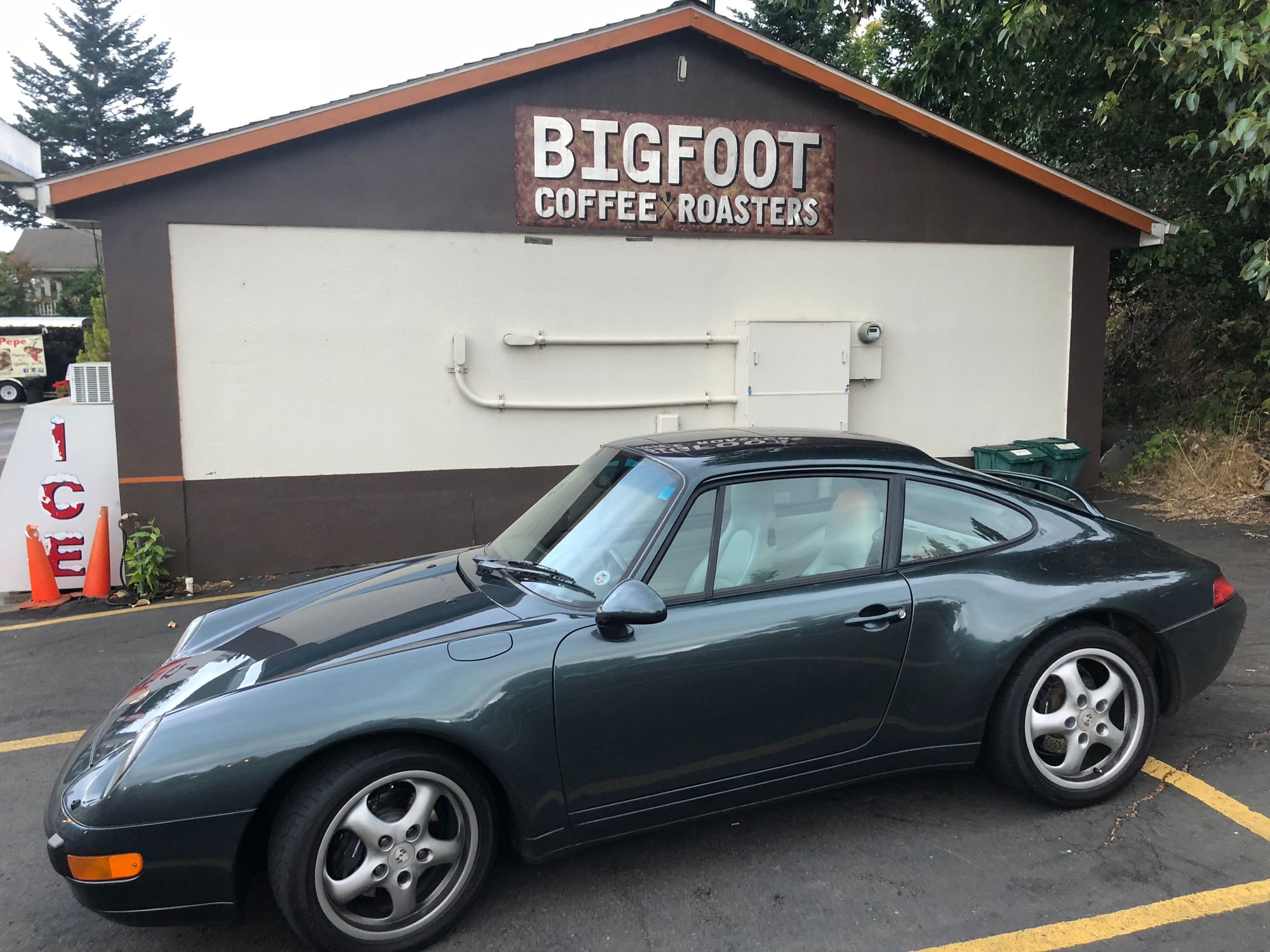 1995 Porsche 911 - FS: 1995 Aventurine Green 911 6mt - Used - VIN WP0AA299Xss320514 - 109,000 Miles - 6 cyl - 2WD - Manual - Coupe - Other - Vancouver, WA 98663, United States