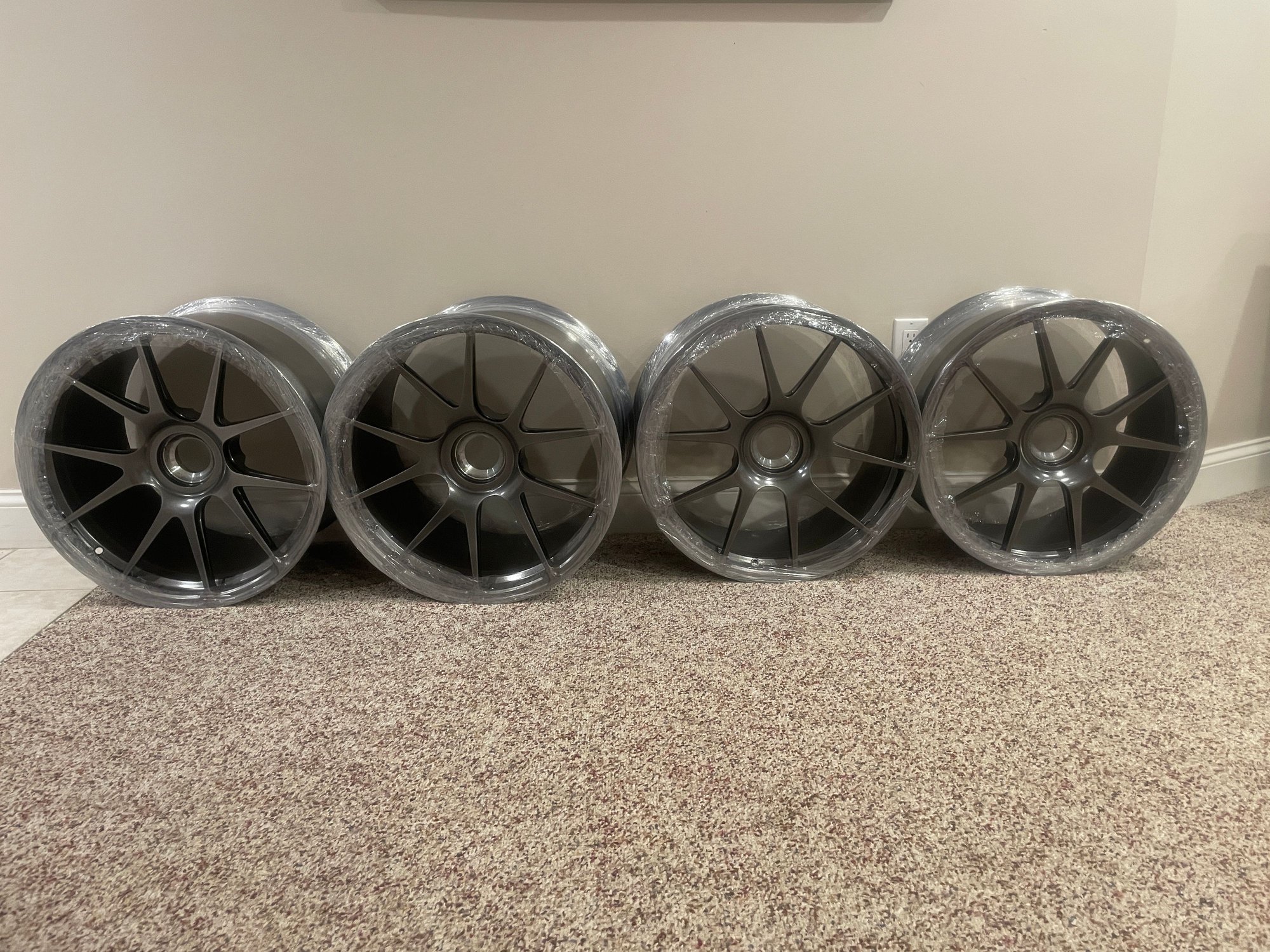 Wheels and Tires/Axles - 19" FORGELINE CENTERLOCK GRAPHITE GA1R-CL PORSCHE 997.2 GT3RS WHEEL SET - Used - All Years  All Models - Boxford, MA 01921, United States