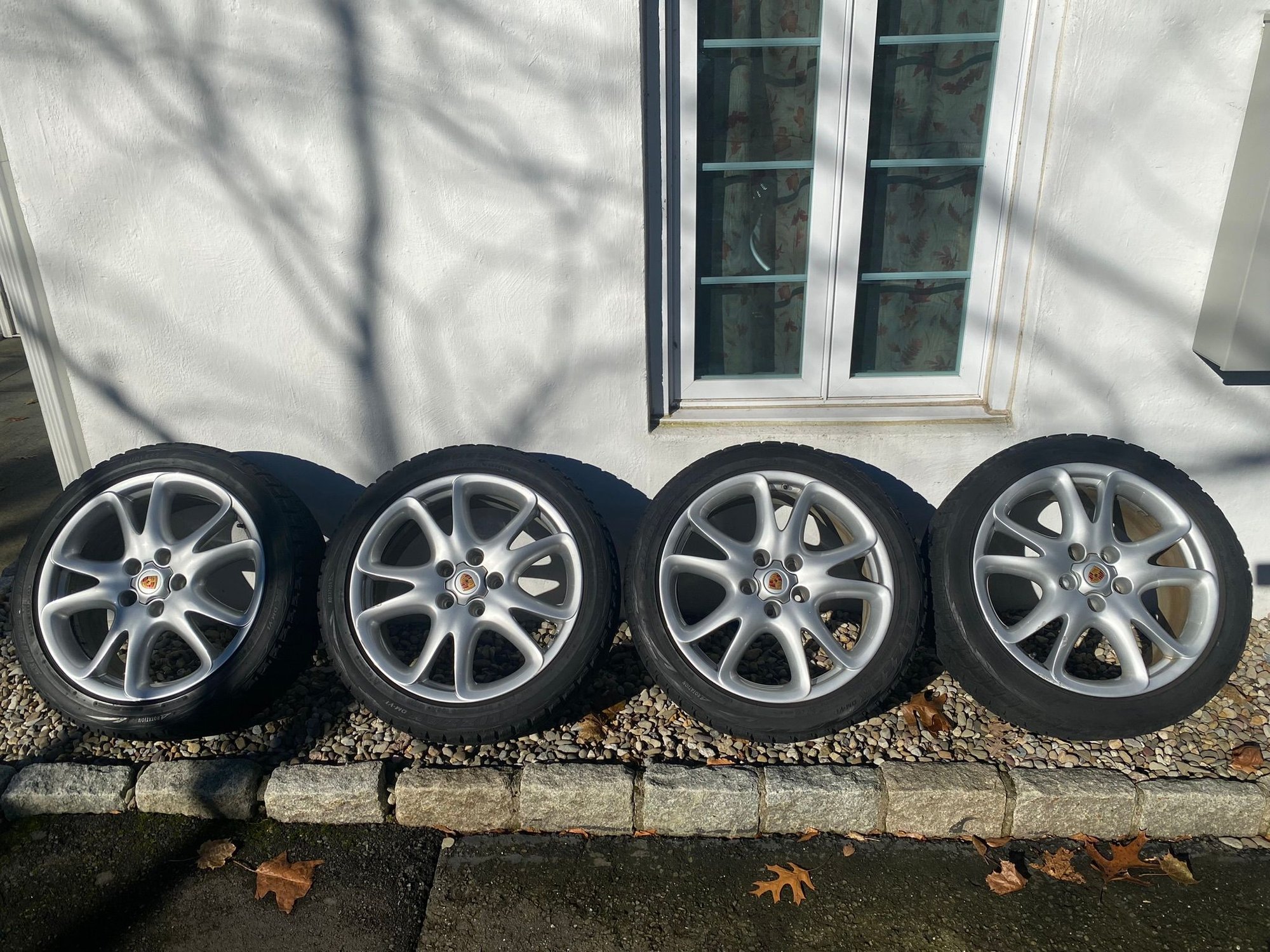 Wheels and Tires/Axles - Genuine Porsche Cayenne 20" Wheels w/Winter Blizzaks, Caps, TPMS, Covers & Spacers - Used - All Years Porsche Cayenne - Westport, CT 06880, United States