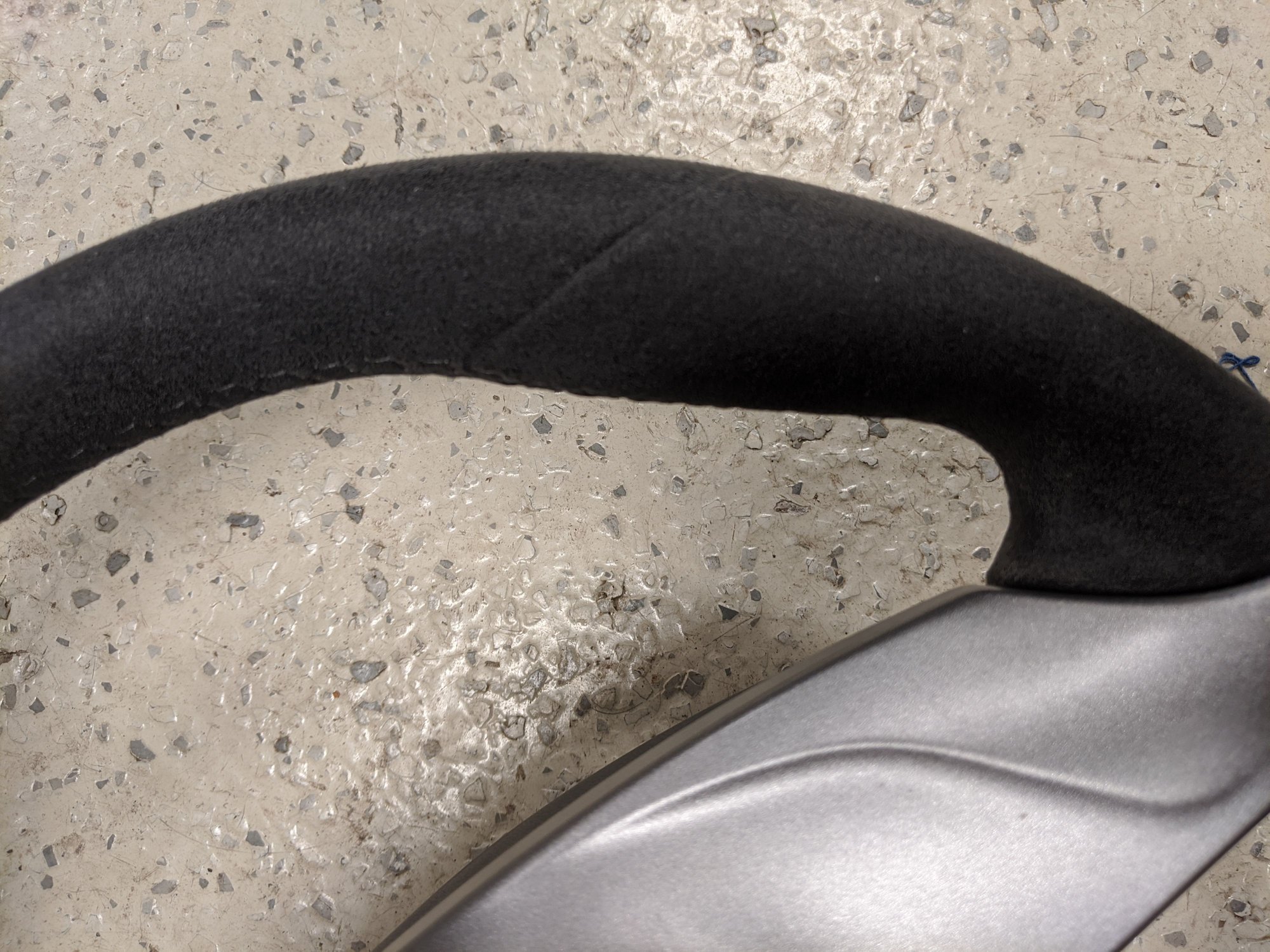 Interior/Upholstery - FS: 997.2 GT3 OEM steering wheel (NJ) - Used - 2009 to 2012 Porsche 911 - Flemington, NJ 08822, United States