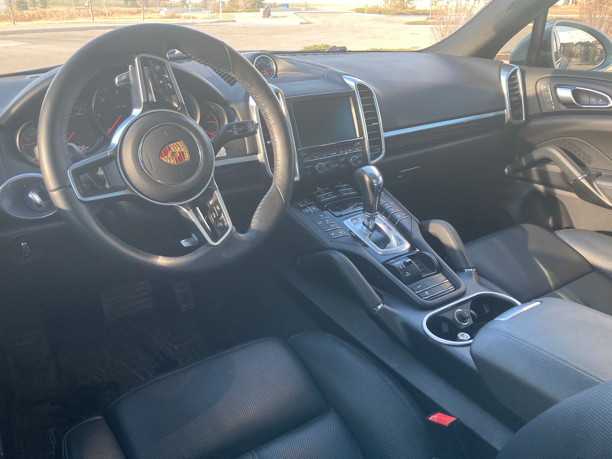 2015 Porsche Cayenne - 2015 Cayenne Diesel - Used - VIN WP1AF2A22FLA36258 - 118,500 Miles - 6 cyl - AWD - Automatic - SUV - Silver - Calgary, AB T2R1C2, Canada
