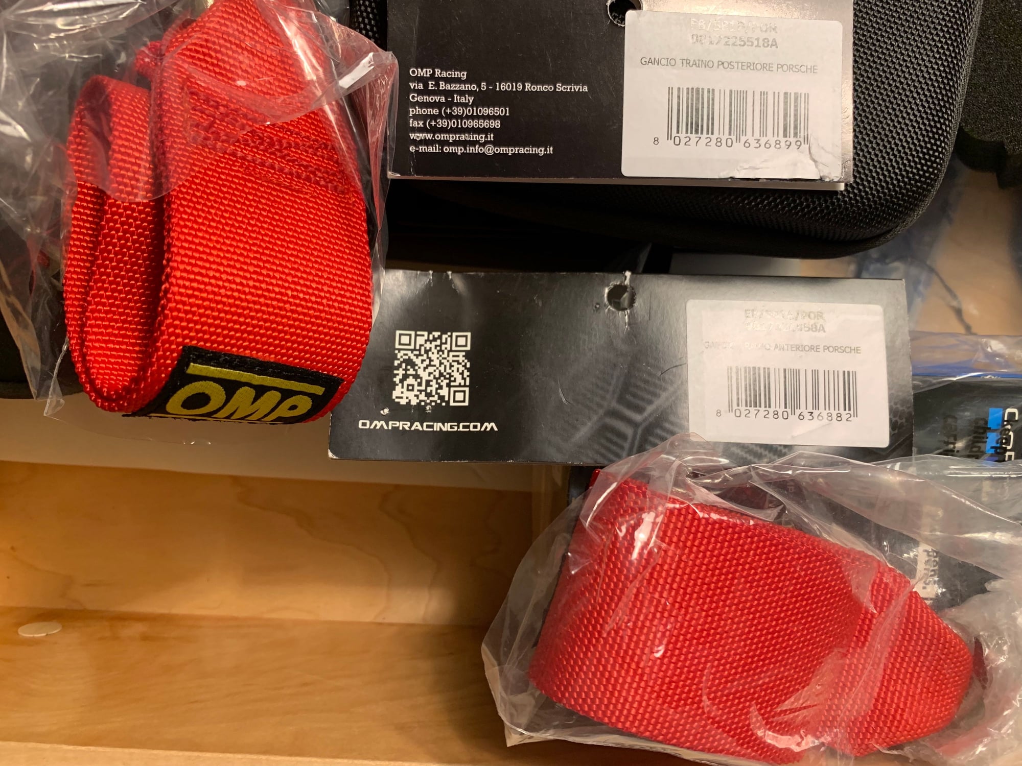 Accessories - For Sale: Authentic Porsche Motorsport OMP Tow Hook Straps - New - 2014 to 2016 Porsche GT3 - 2013 to 2019 Porsche 911 - 2013 to 2019 Porsche Boxster - 2013 to 2019 Porsche 718 Boxster - 2014 to 2019 Porsche 718 Cayman - 2014 to 2019 Porsche Cayman - Santa Monica, CA 90404, United States