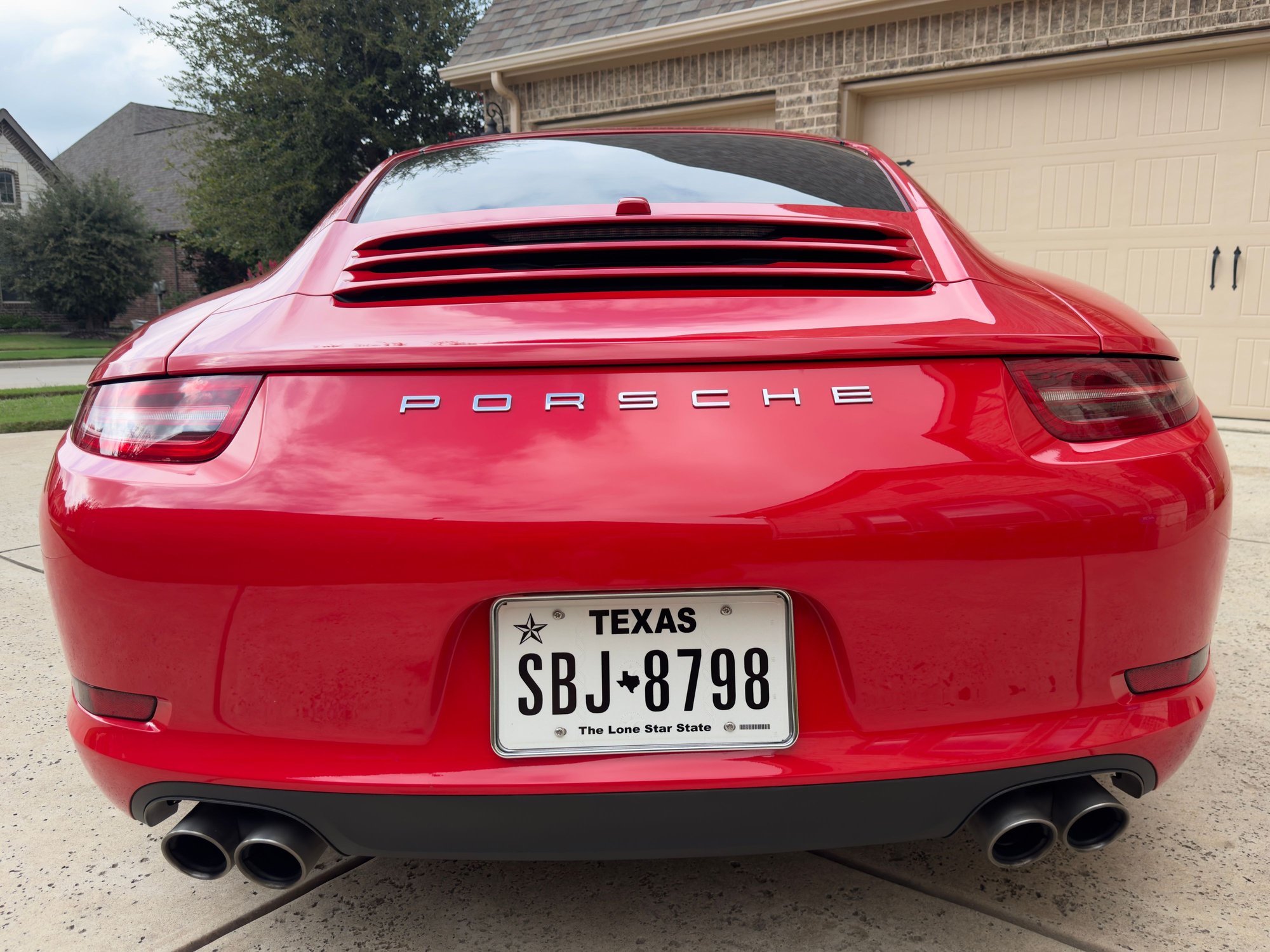 2013 Porsche 911 - 2013 Porsche 911 Carrera - Used - VIN WP0AA2A91DS107062 - 72,000 Miles - 6 cyl - 2WD - Automatic - Coupe - Red - Dallas-Fort Worth, TX 75001, United States