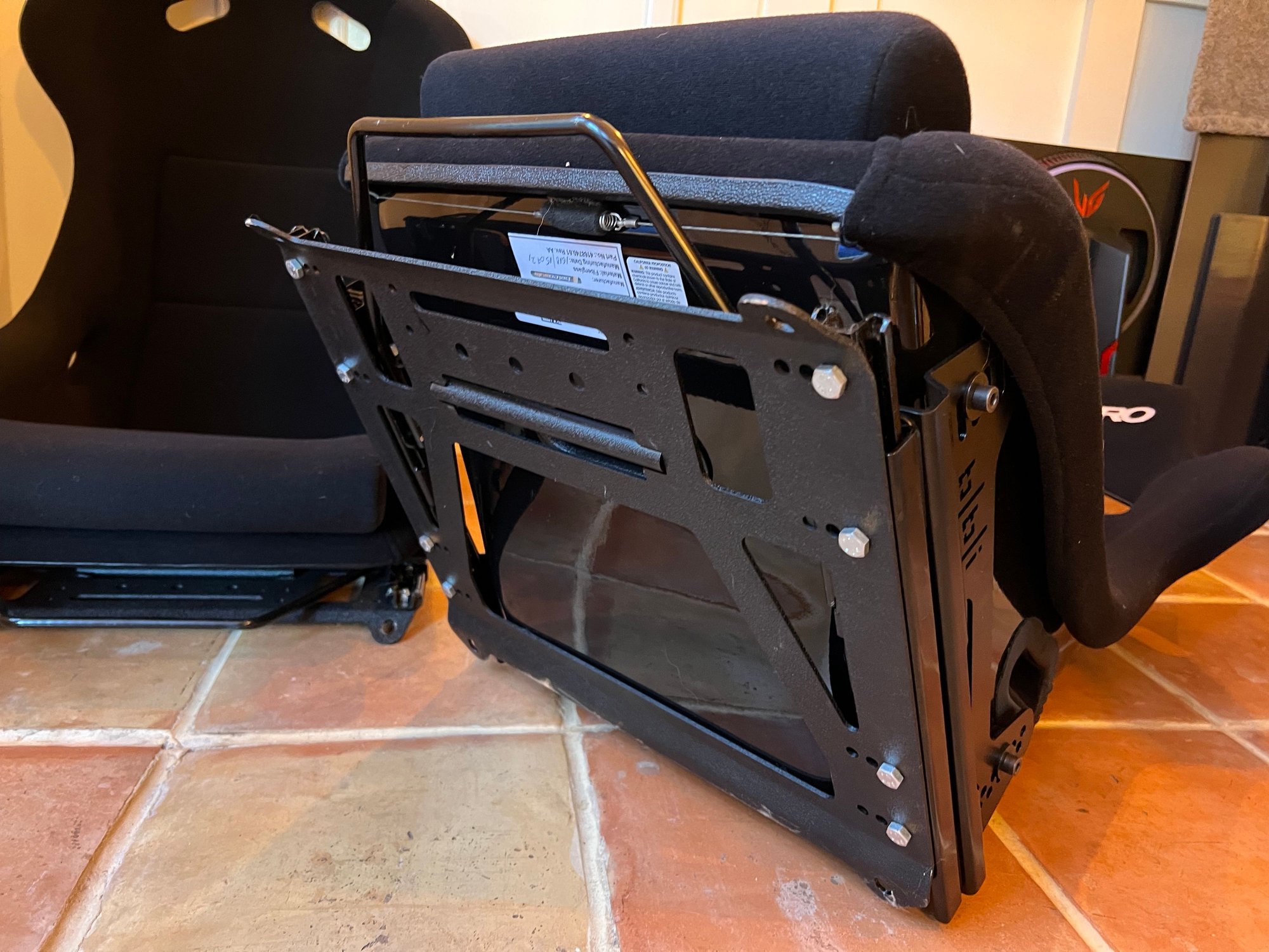 2022 Recaro Pole Position seats + BBI bases and sliders Rennlist