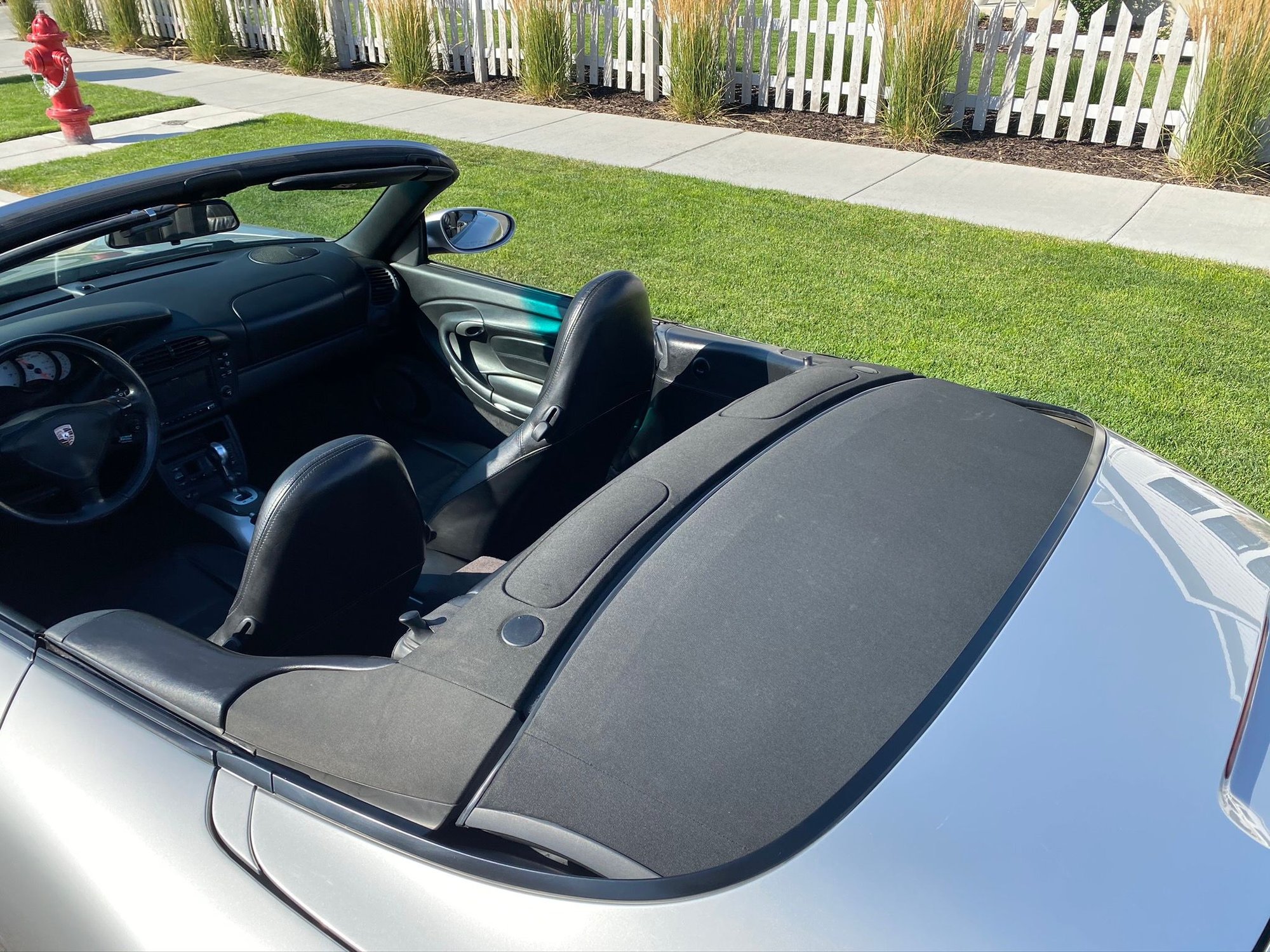 1999 Porsche 911 - 1999 Porsche 911 C4 Cabriolet Tiptronic - Used - VIN WP0CA2999XS654744 - 101,338 Miles - 6 cyl - 4WD - Automatic - Convertible - Silver - South Jordan, UT 84009, United States