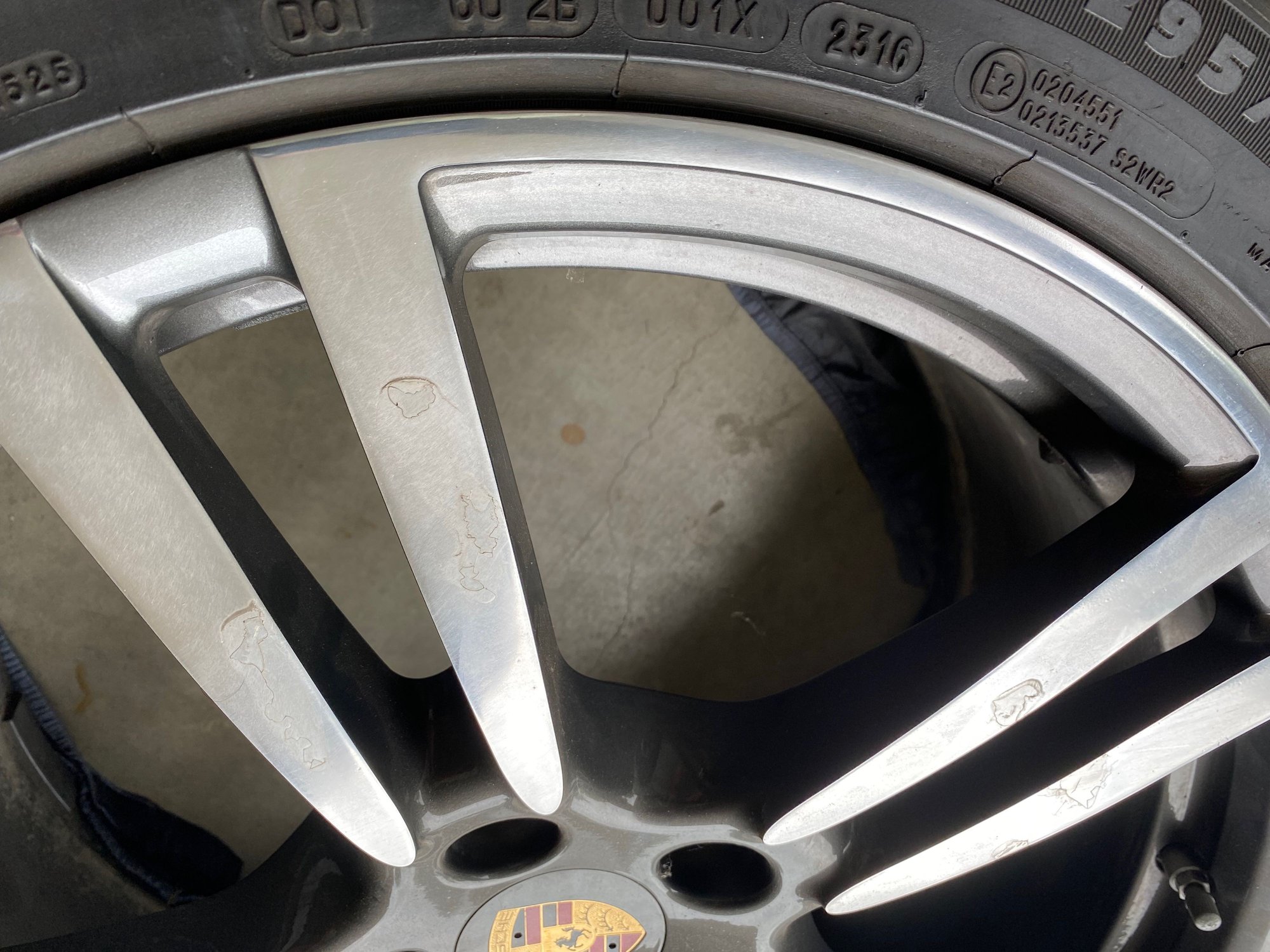 Wheels and Tires/Axles - 2014 Cayenne 21" 911 Turbo II Wheels - Used - -1 to 2026  All Models - Cincinnati, OH 45245, United States