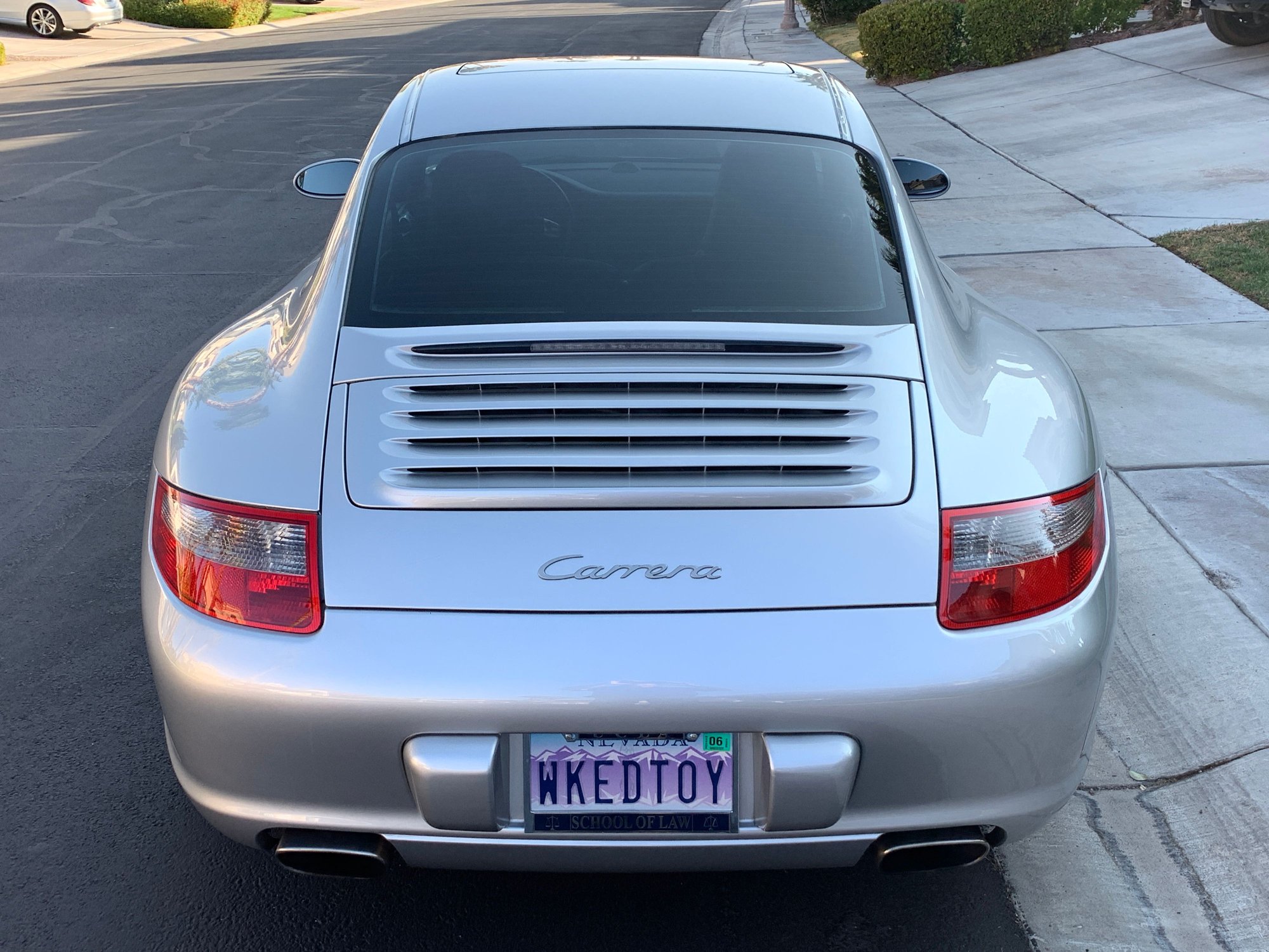 2005 Porsche 911 - 2005 Porsche 997 Carrera Coupe - Used - VIN WP0AA299X5S715751 - 71 Miles - 6 cyl - 2WD - Manual - Coupe - Silver - Las Vegas, NV 89134, United States