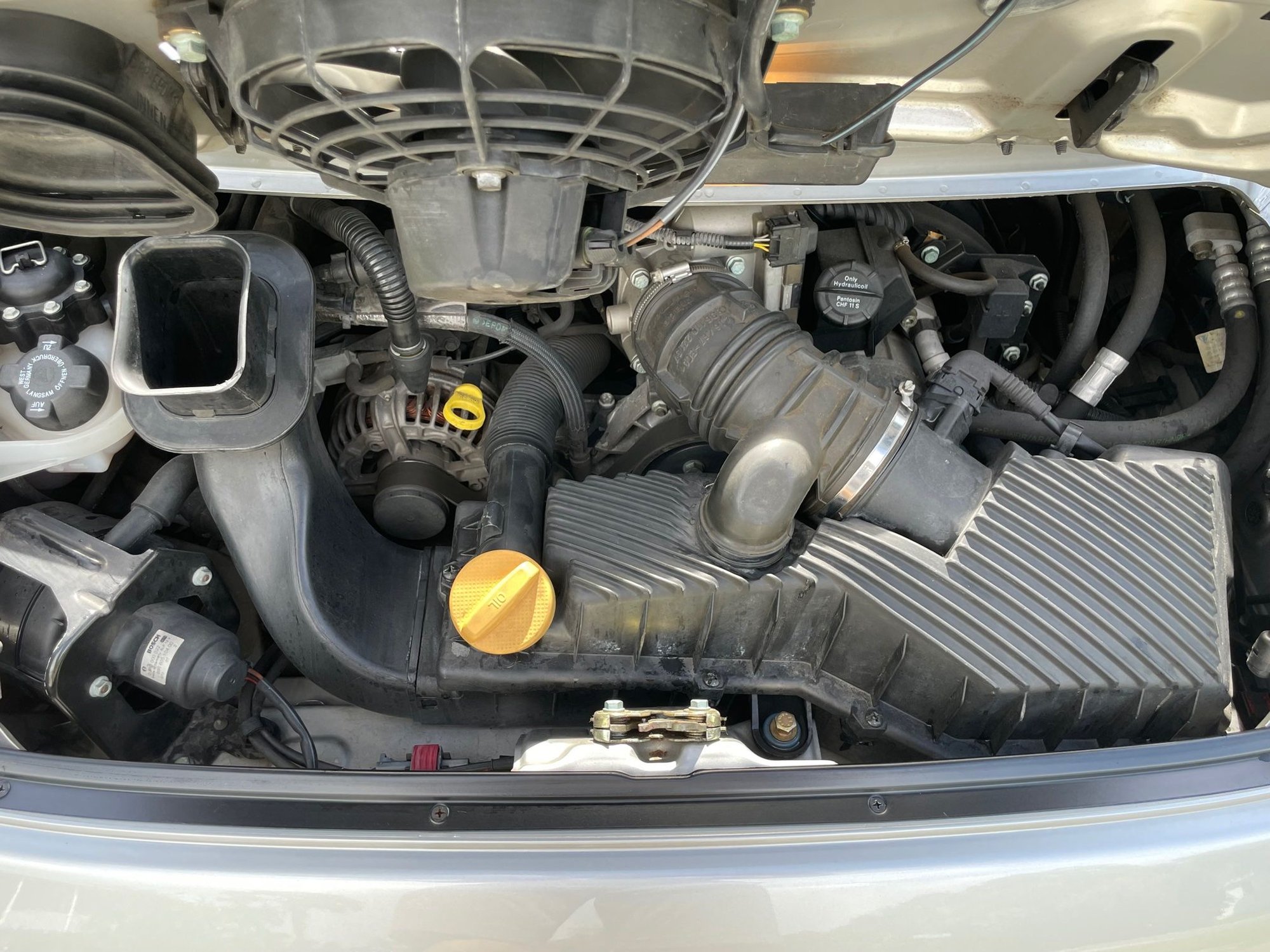 2000 Porsche 911 - 2000 Porsche 911 Carrera - Used - VIN WP0AA2993YS620985 - 6 cyl - 2WD - Manual - Coupe - Silver - Palm Harbor, FL 34683, United States