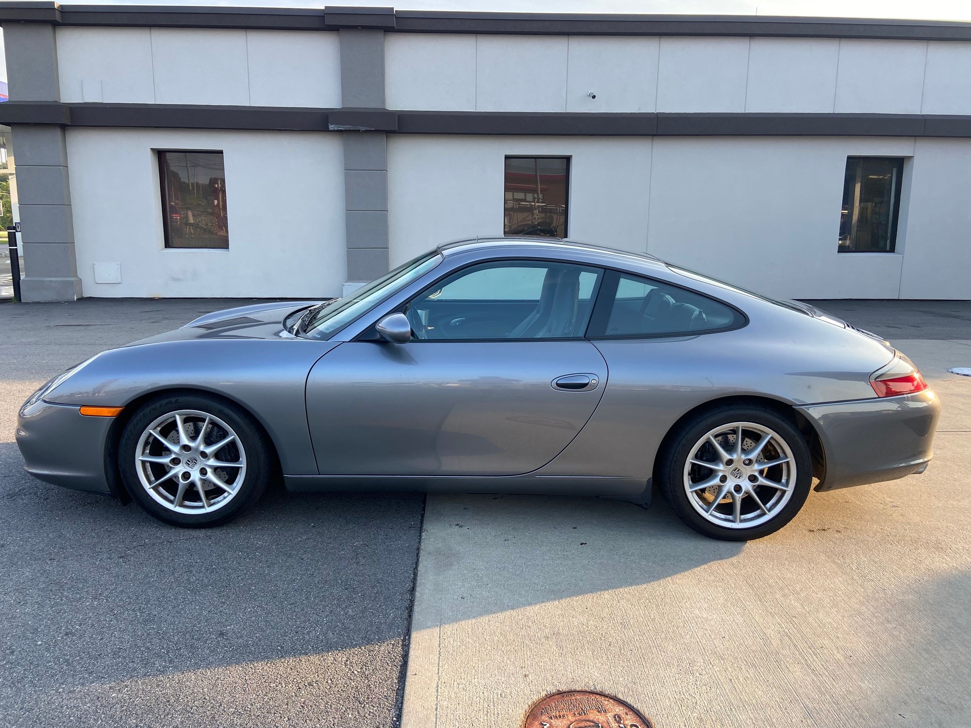2003 Porsche 911 - Beautiful Porsche 911 C2 - Used - VIN WP0AA29983S620330 - 79,000 Miles - 6 cyl - 2WD - Manual - Coupe - Gray - Wellesley, MA 02481, United States