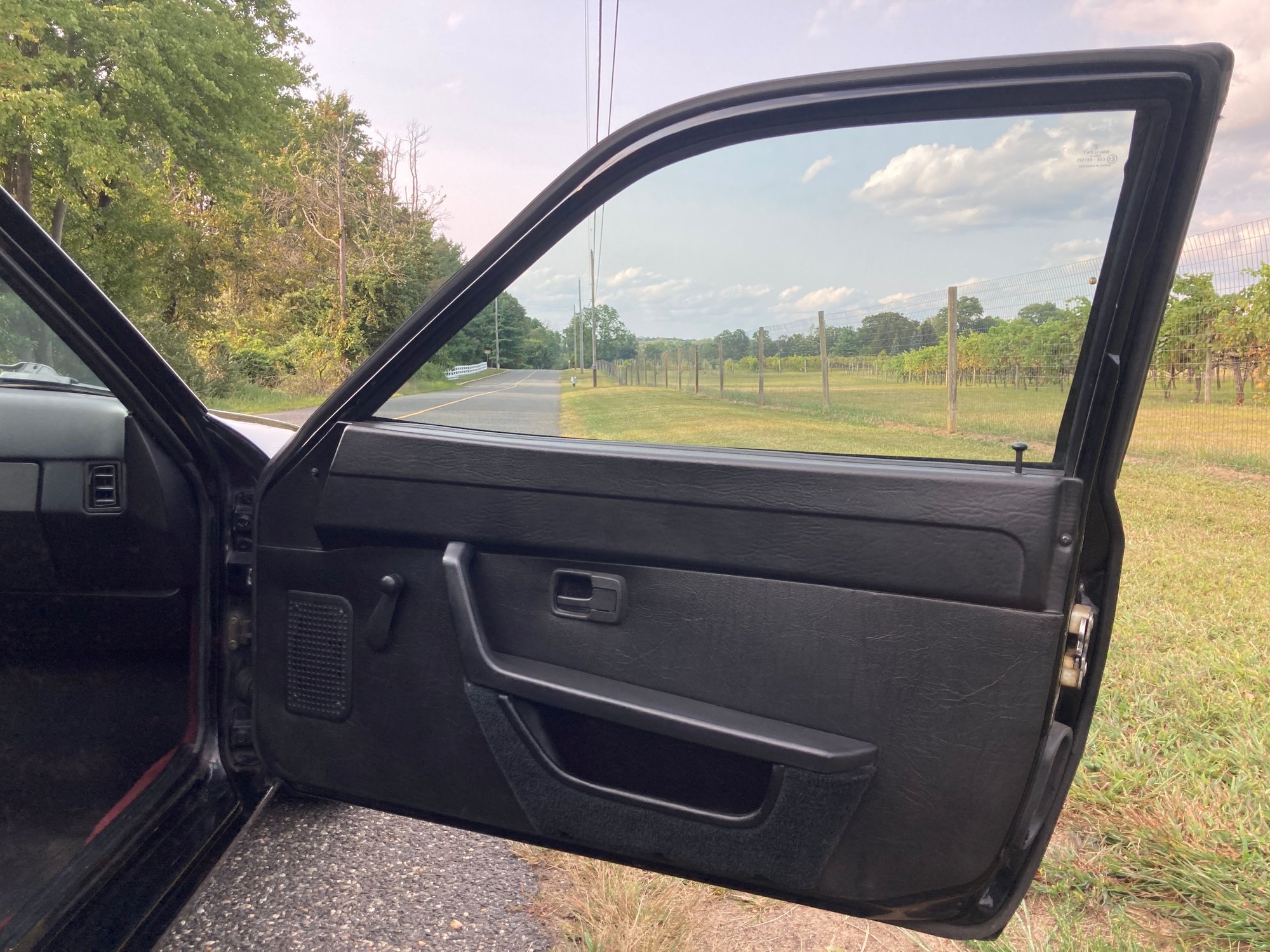 1988 Porsche 924 - 3 Liter 924 Special Edition - Used - VIN WP0AA0924JN450597 - 116,000 Miles - 4 cyl - 2WD - Coupe - Black - Colts Neck, NJ 07722, United States
