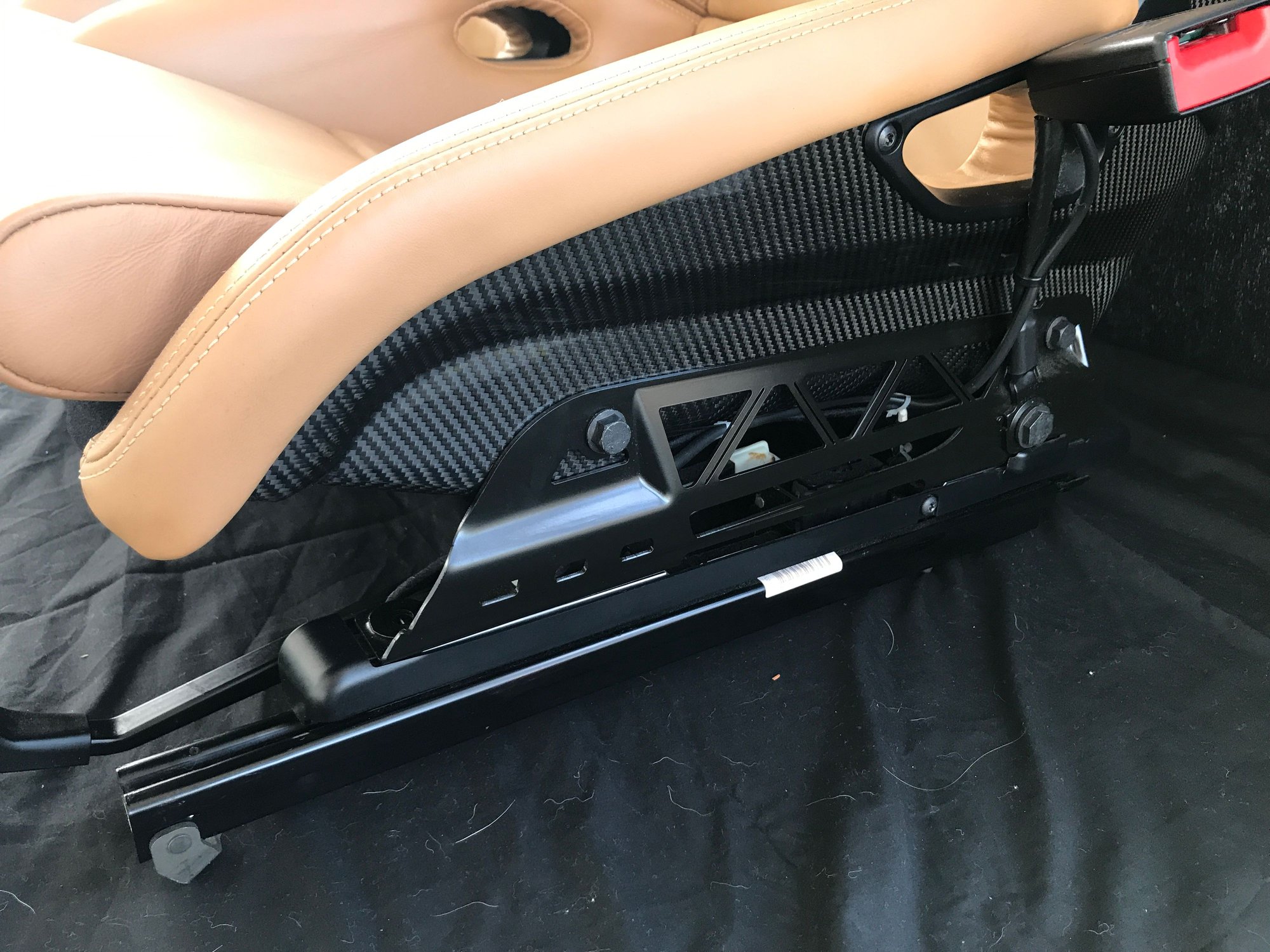 Interior/Upholstery - 987 GT2 carbon fiber racing seats - Used - 2007 to 2012 Porsche Cayman - Annapolis, MD 21401, United States
