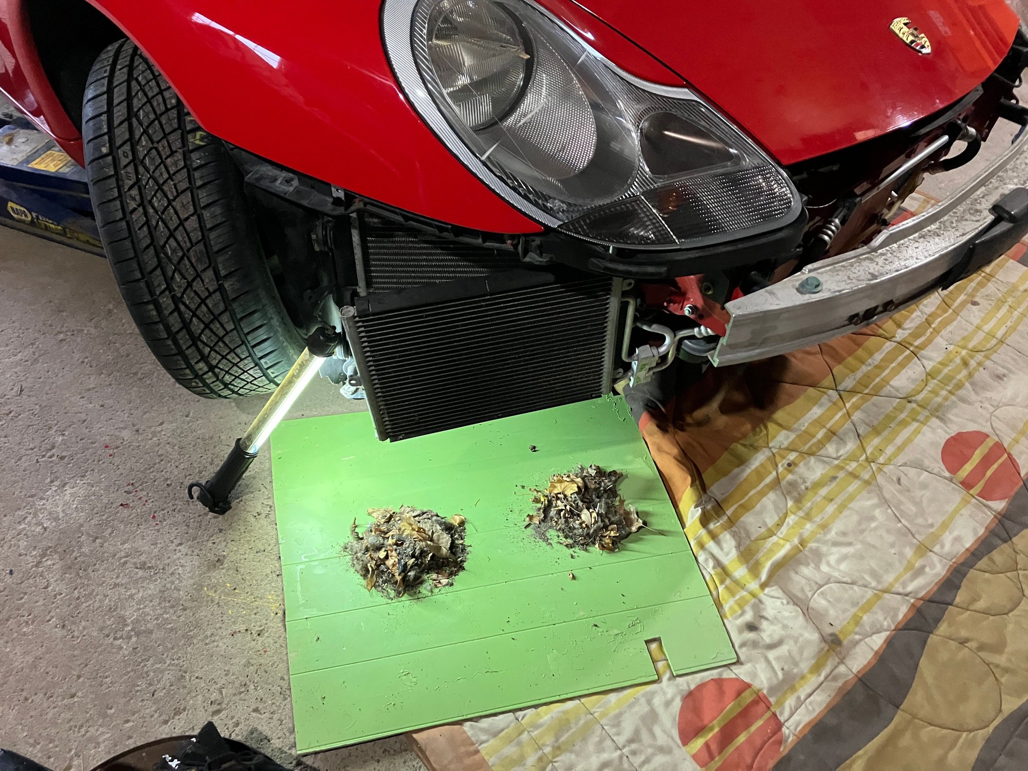 Lights - 996.1 RH headlight for parts or use as-is with visible damage otherwise VGC - Used - 1998 to 2001 Porsche 911 - 1998 to 2001 Porsche Boxster - Syracuse, NY 13211, United States